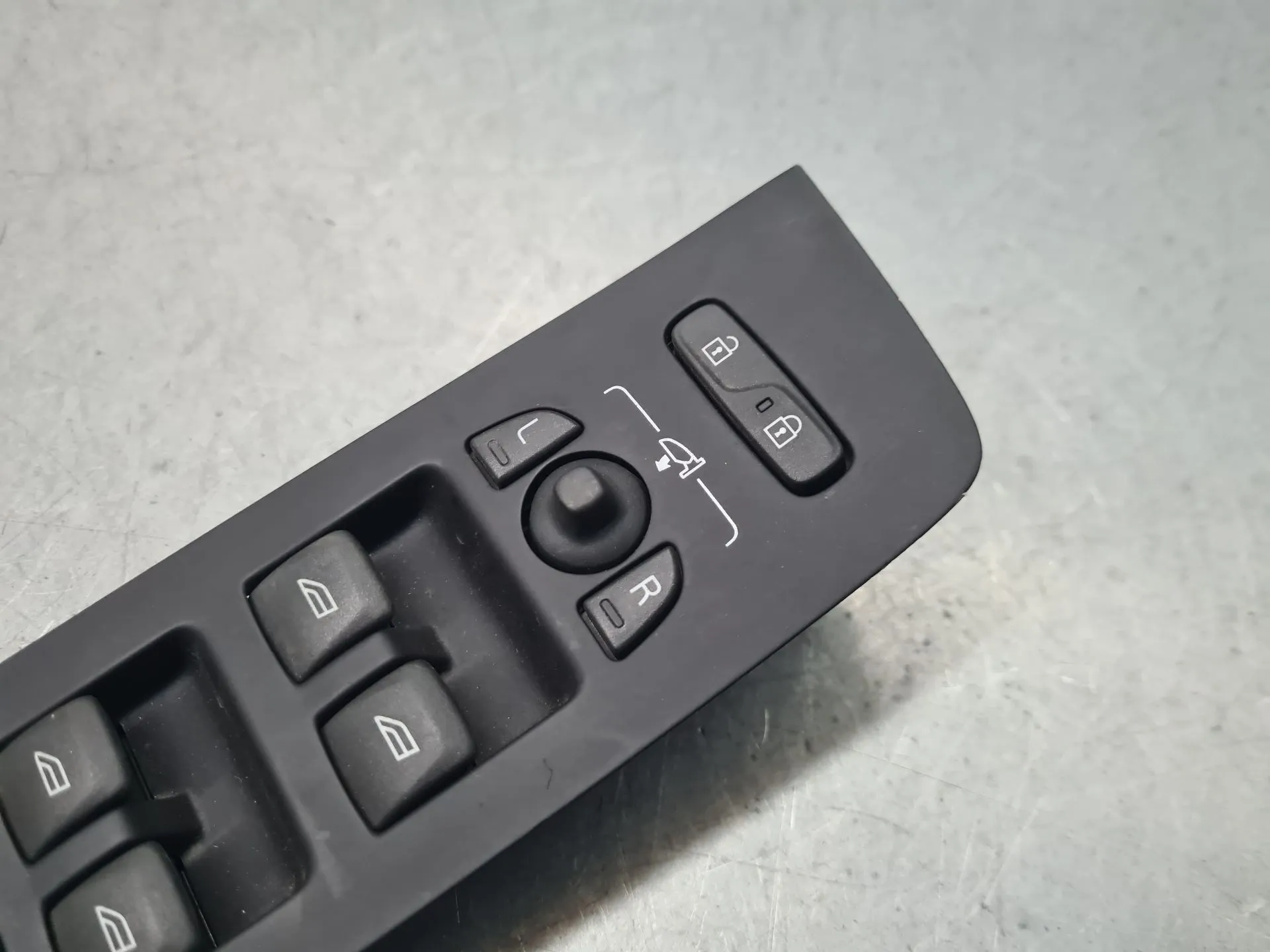 Left Front window control VOLVO V40 Hatchback Imagem-1