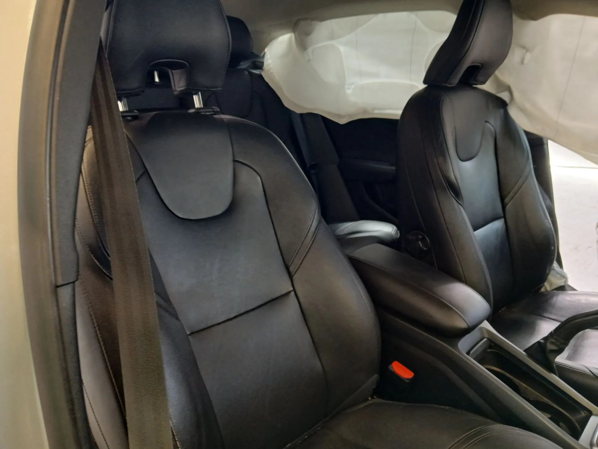 Conjunto de Bancos VOLVO V40 Hatchback Imagem-0