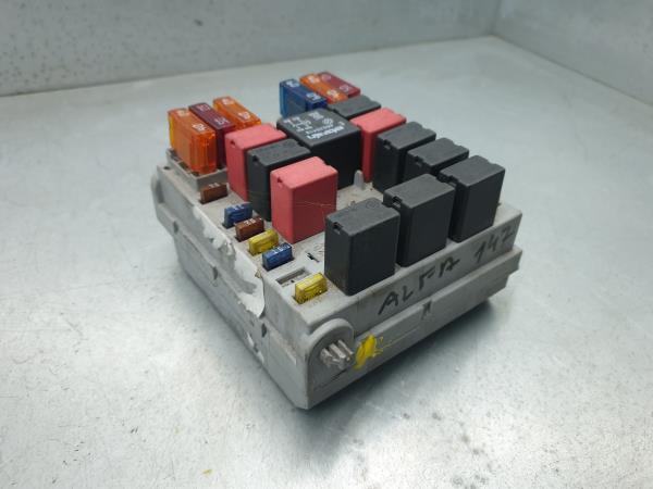 Caixa fusíveis / SAM / BSI ALFA ROMEO 147 (937_) Imagem-1