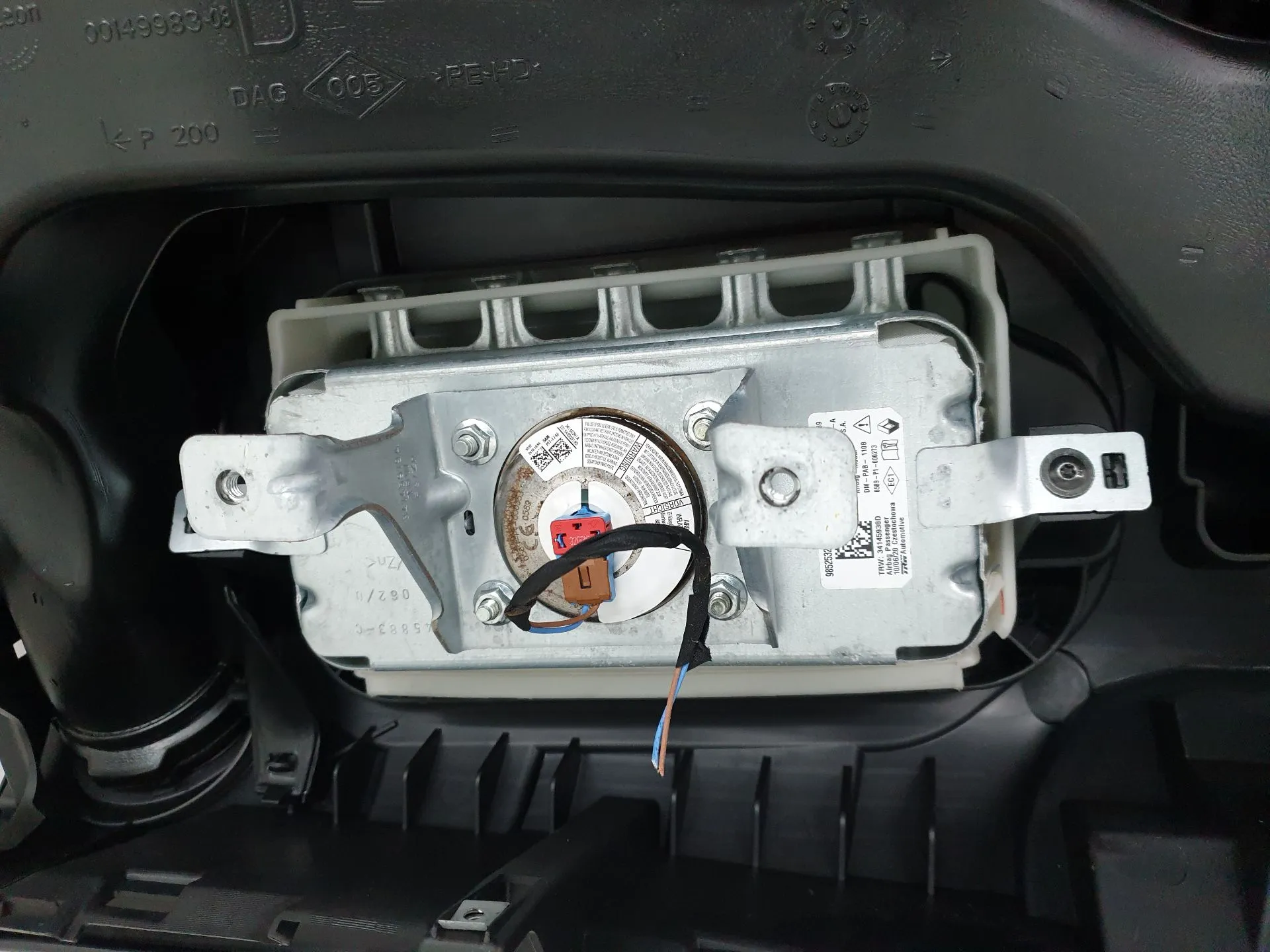 Airbag Tableau De Bord Passager Pour Renault Twingo III Après 2014 - Occasion En Bon état - Réf. 985253230R