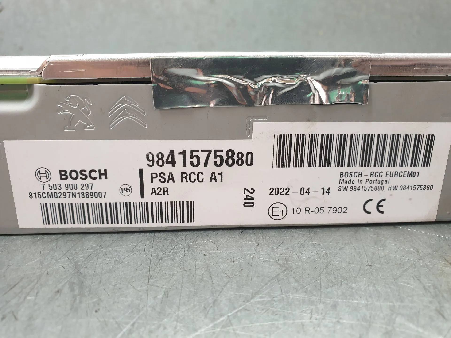 Kit Auto-rádio PEUGEOT 208 II Imagem-4