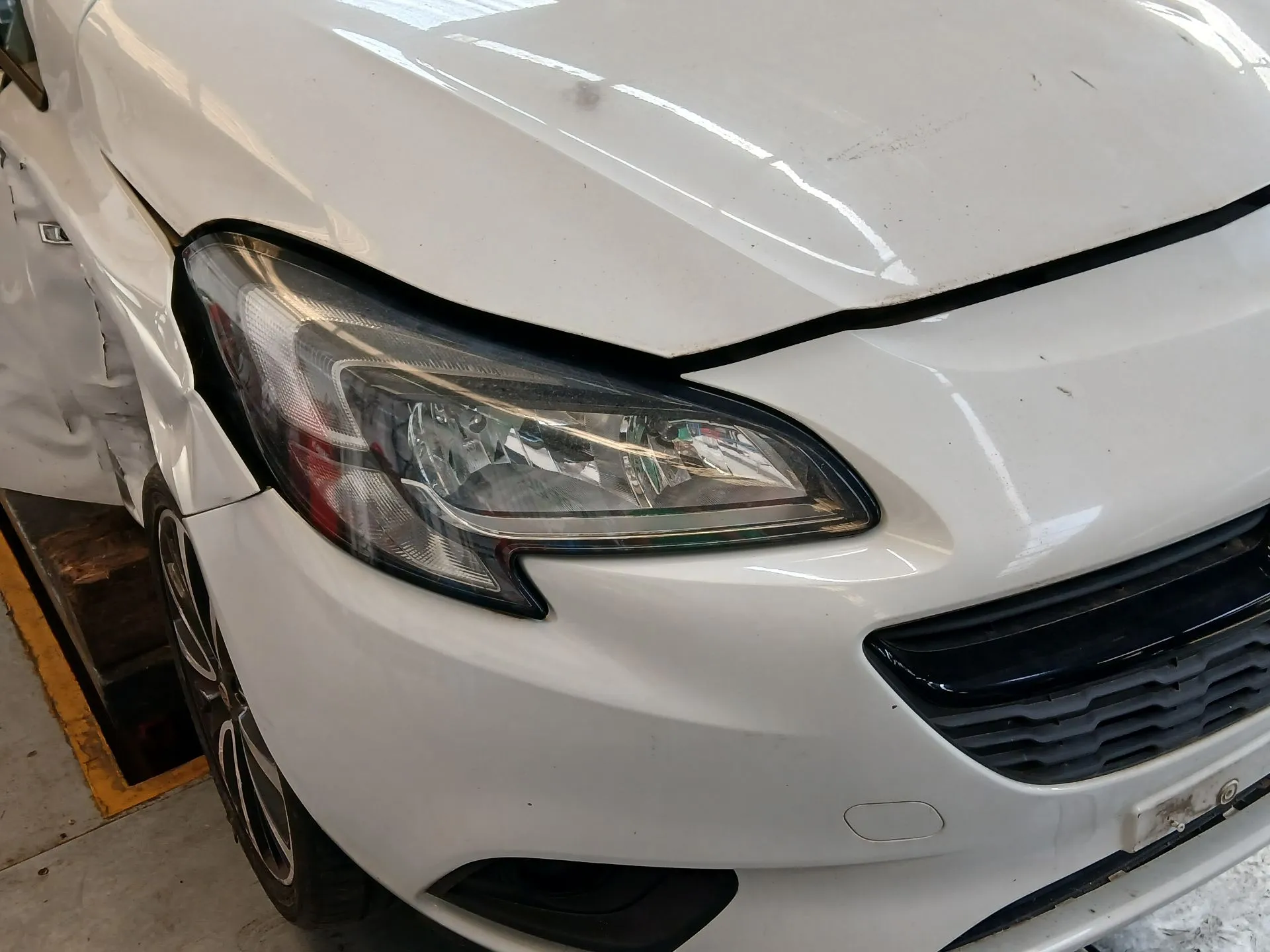 Frente Completa OPEL Corsa E Imagem-6