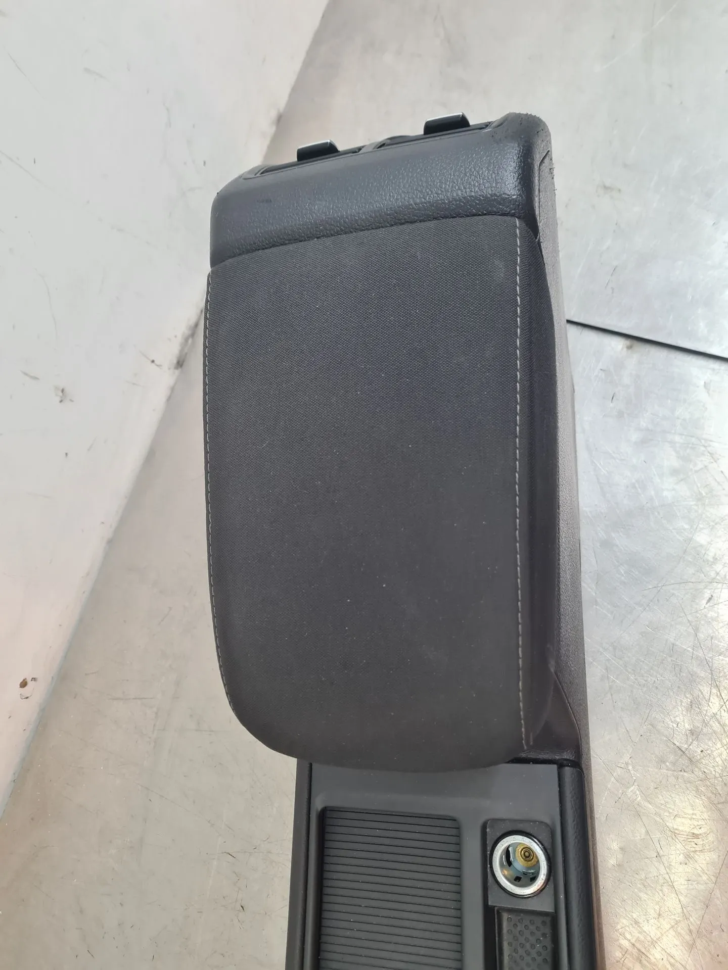 Bracciolo  VOLKSWAGEN Golf VII (5G1, BQ1, BE1, BE2) Imagem-3