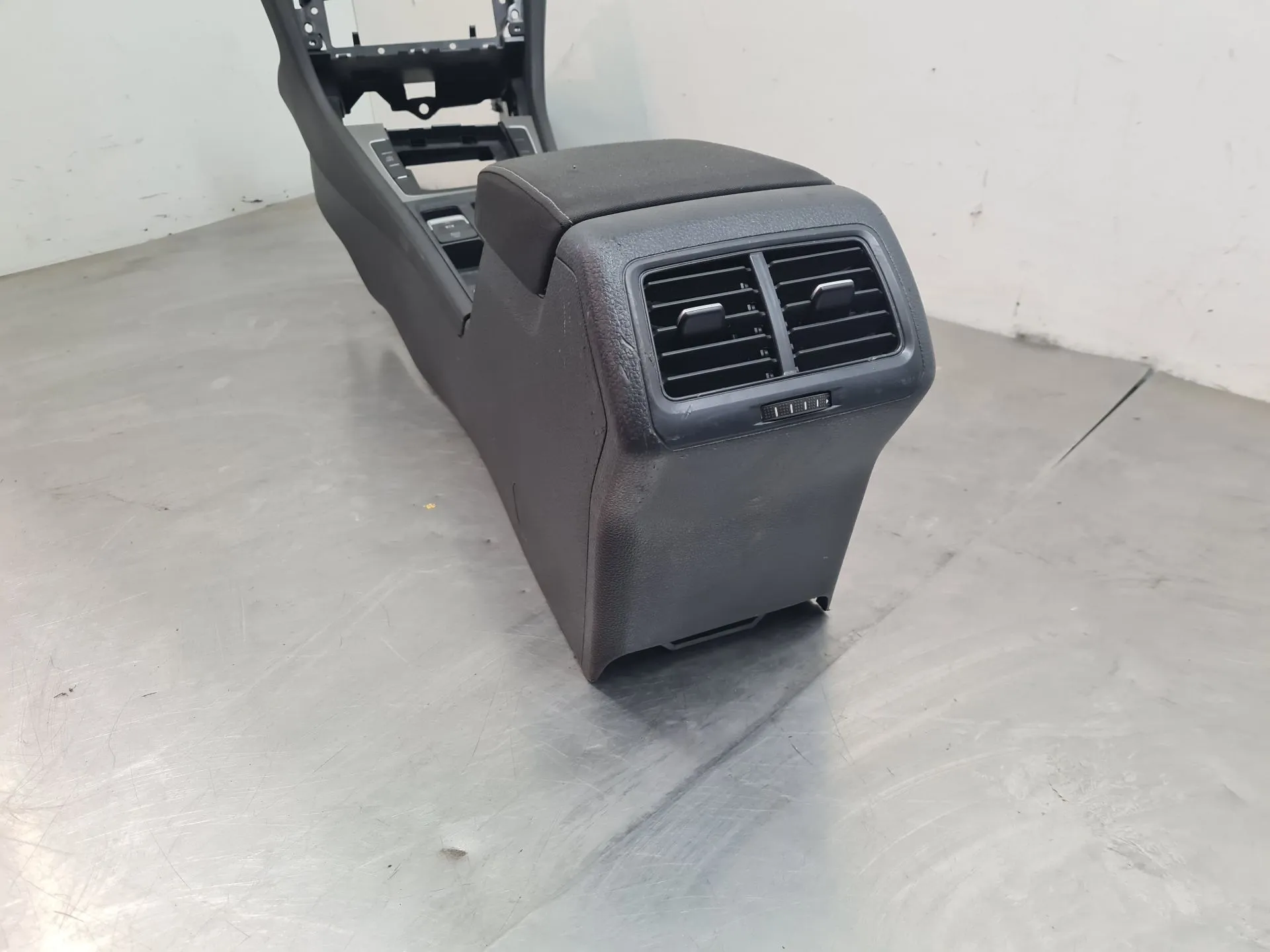 Bracciolo  VOLKSWAGEN Golf VII (5G1, BQ1, BE1, BE2) Imagem-5