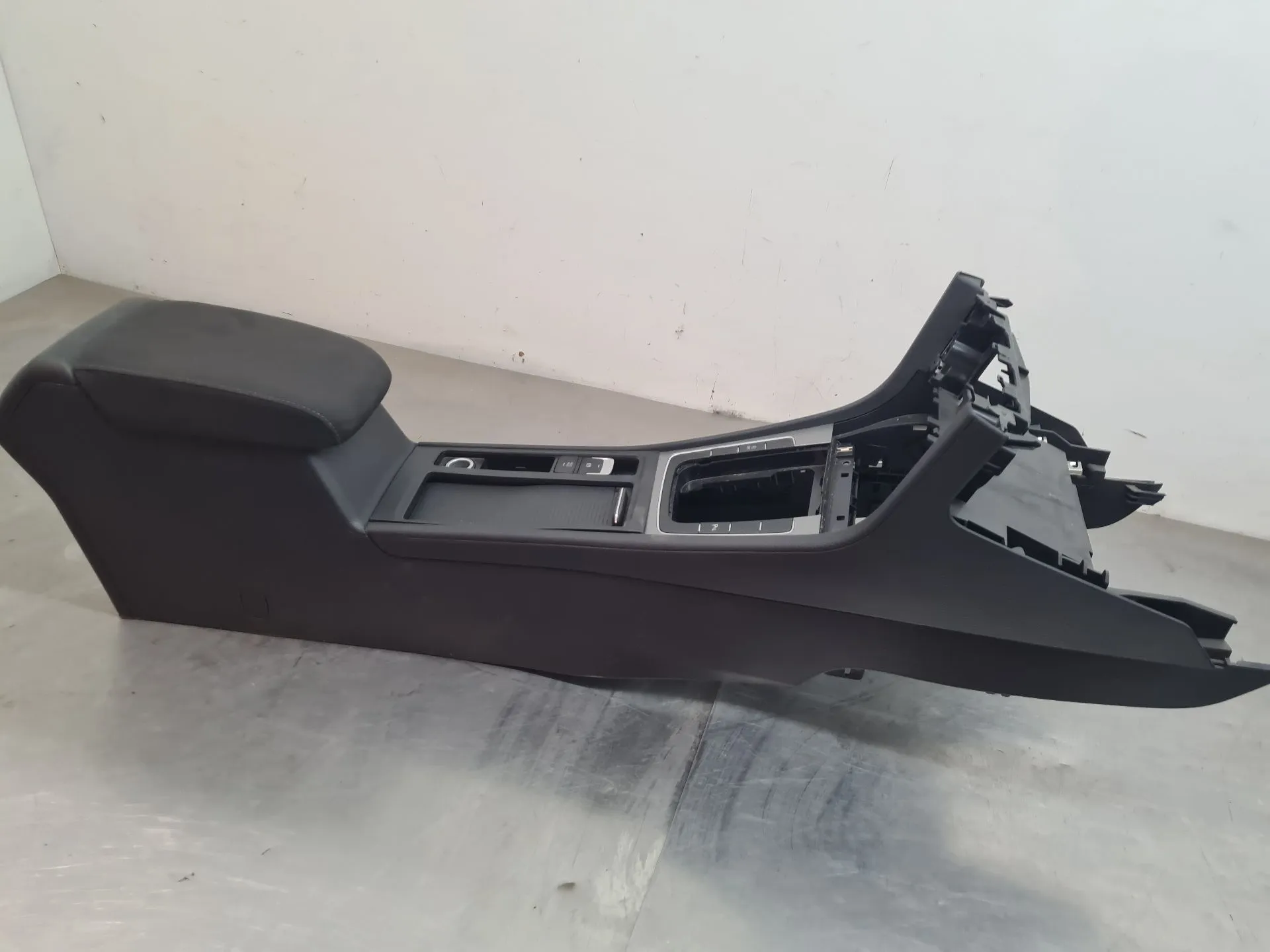 Bracciolo  VOLKSWAGEN Golf VII (5G1, BQ1, BE1, BE2) Imagem-6