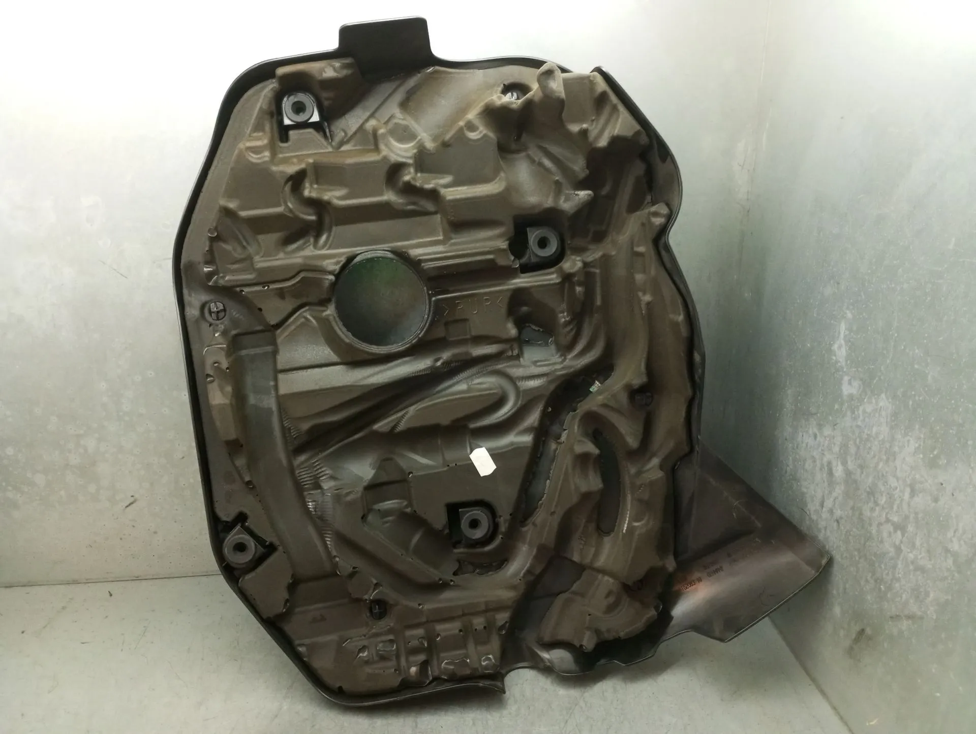 Engine cover BMW 1 (F21) Imagem-1