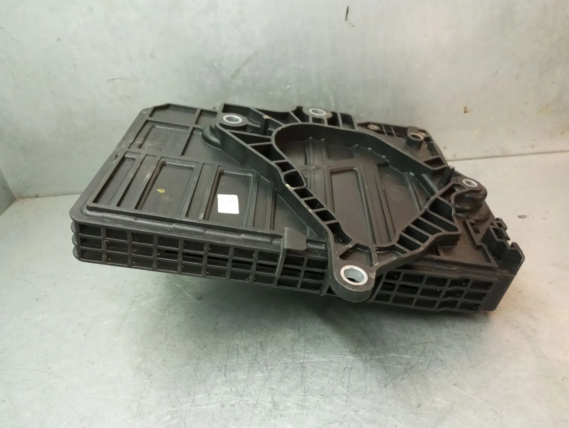 Battery box DACIA Sandero III Imagem-1