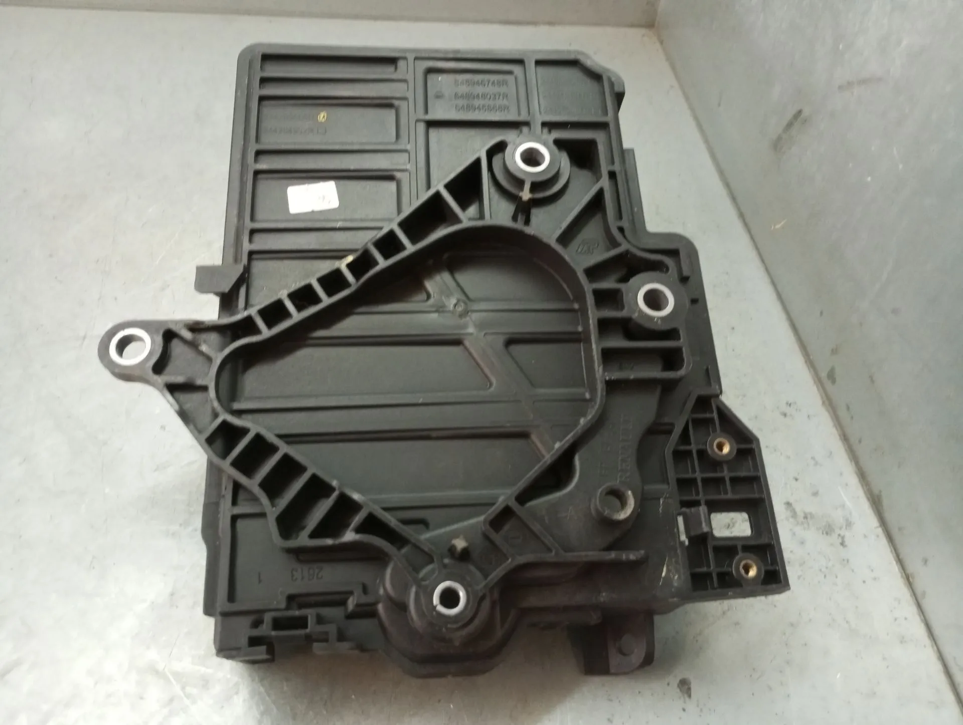 Battery box DACIA Sandero III Imagem-2