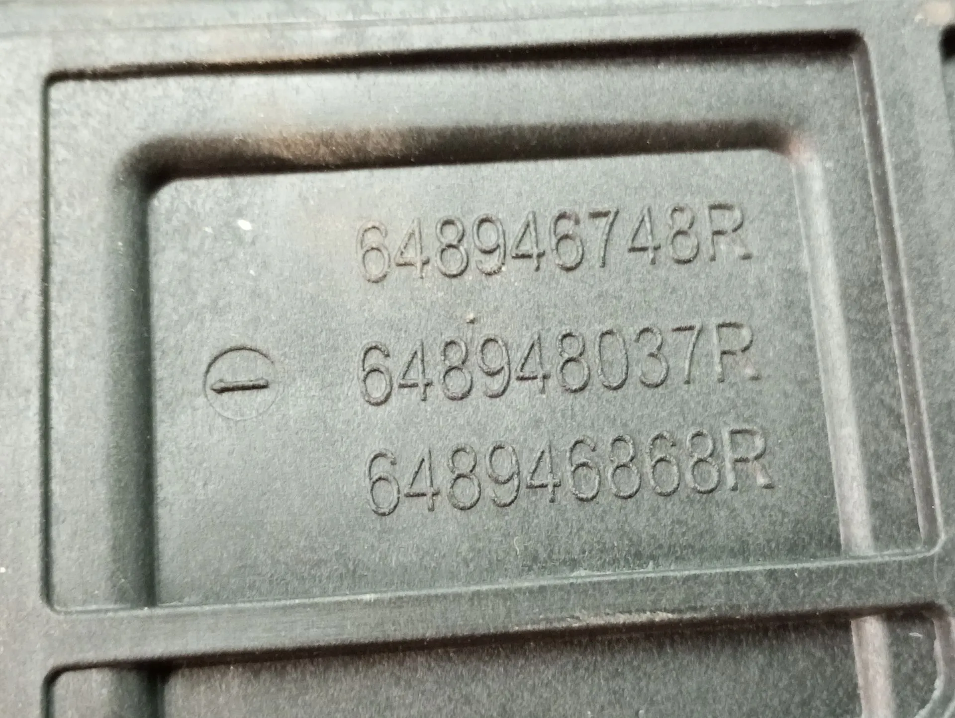 Battery box DACIA Sandero III Imagem-4
