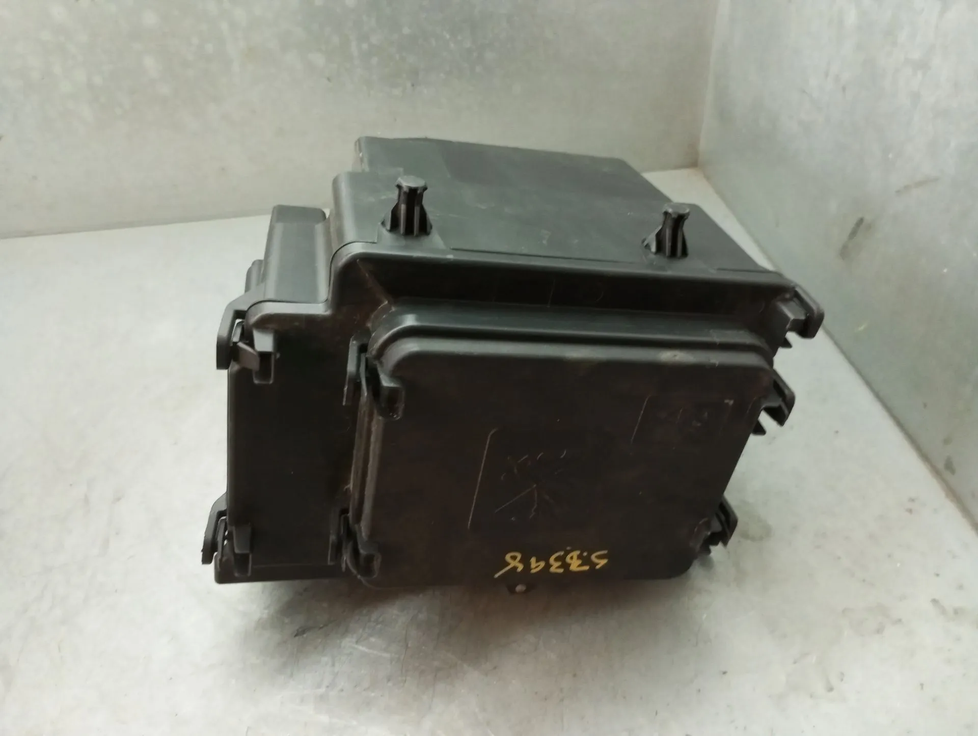 Involúcro / Carcaça dos Fusíveis RENAULT Trafic III (FG_)