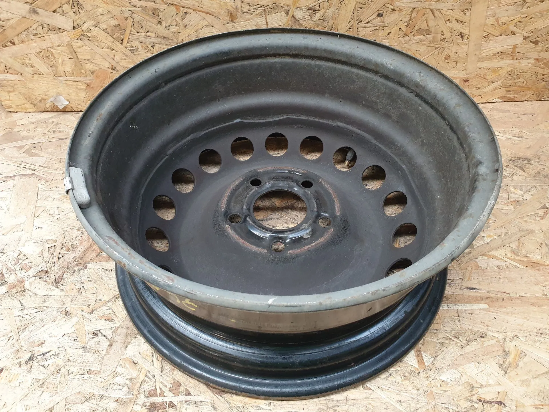Left front Rim RENAULT Megane IV (B9A/M_) Imagem-2