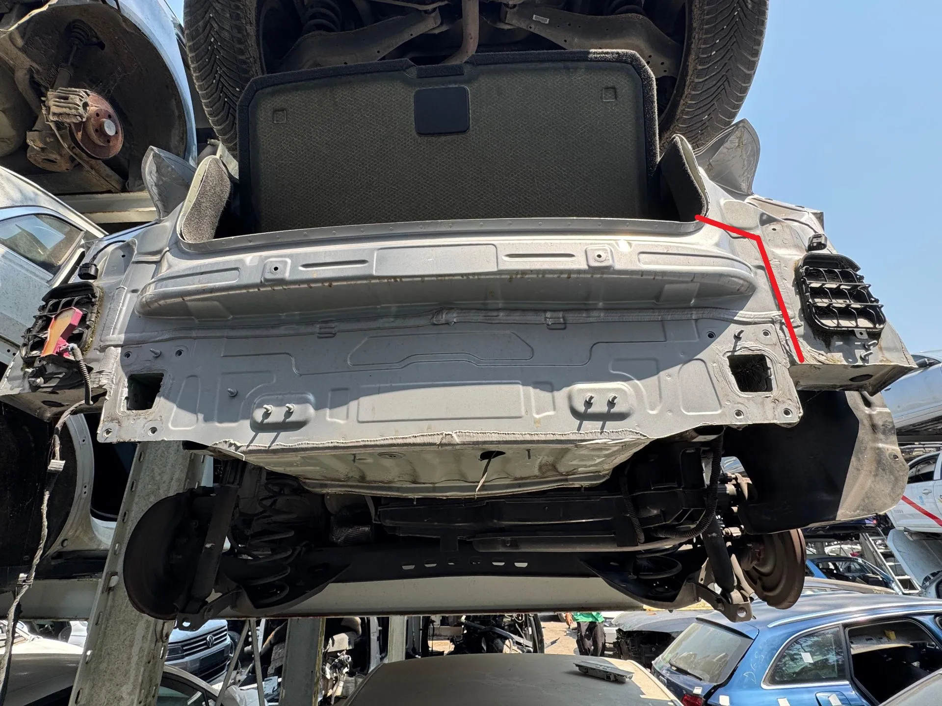 Traseira em Chapa Completa AUDI Q2 (GA)