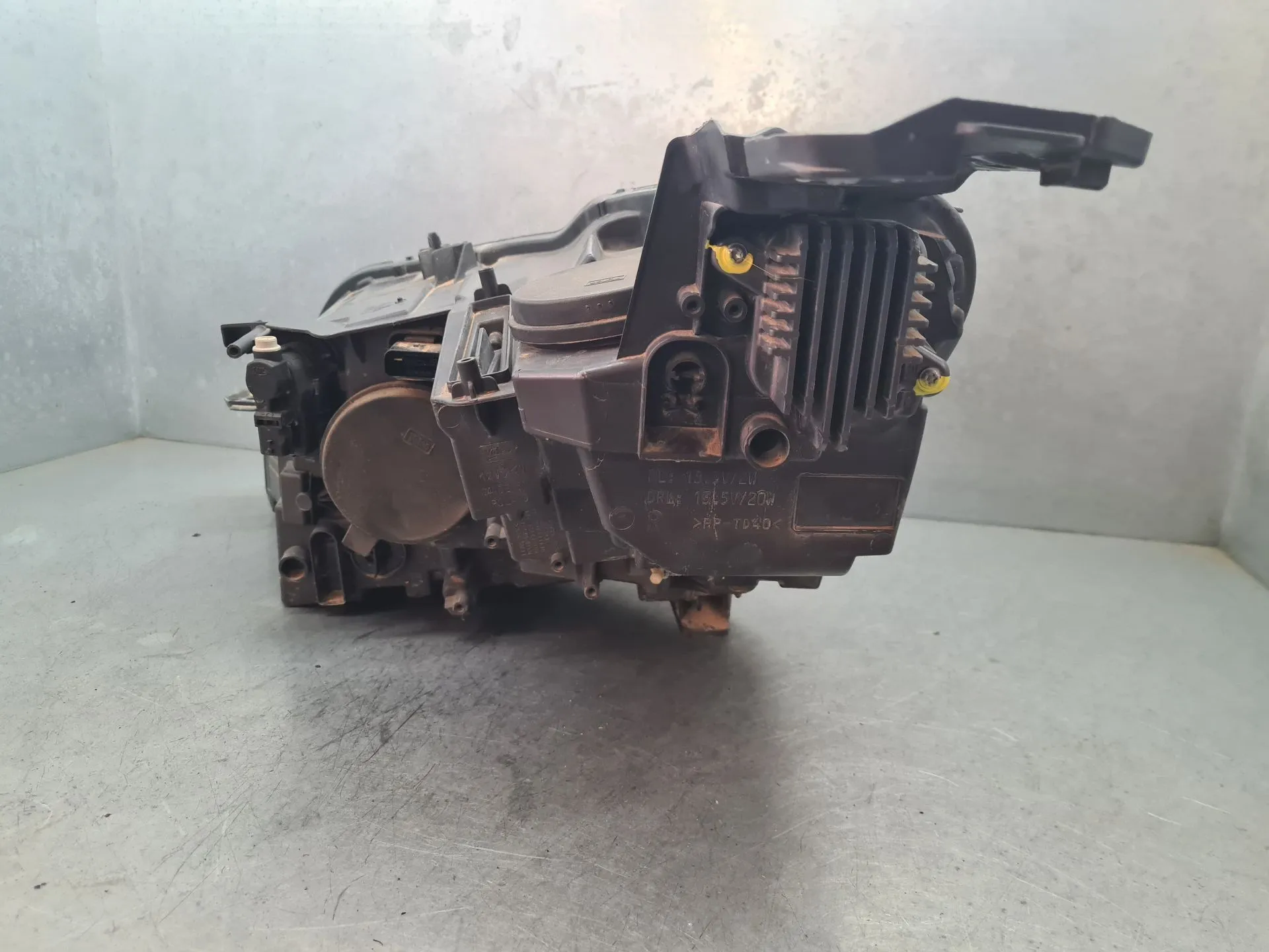 Faro anteriore destro PEUGEOT 3008 II (M_) Imagem-5