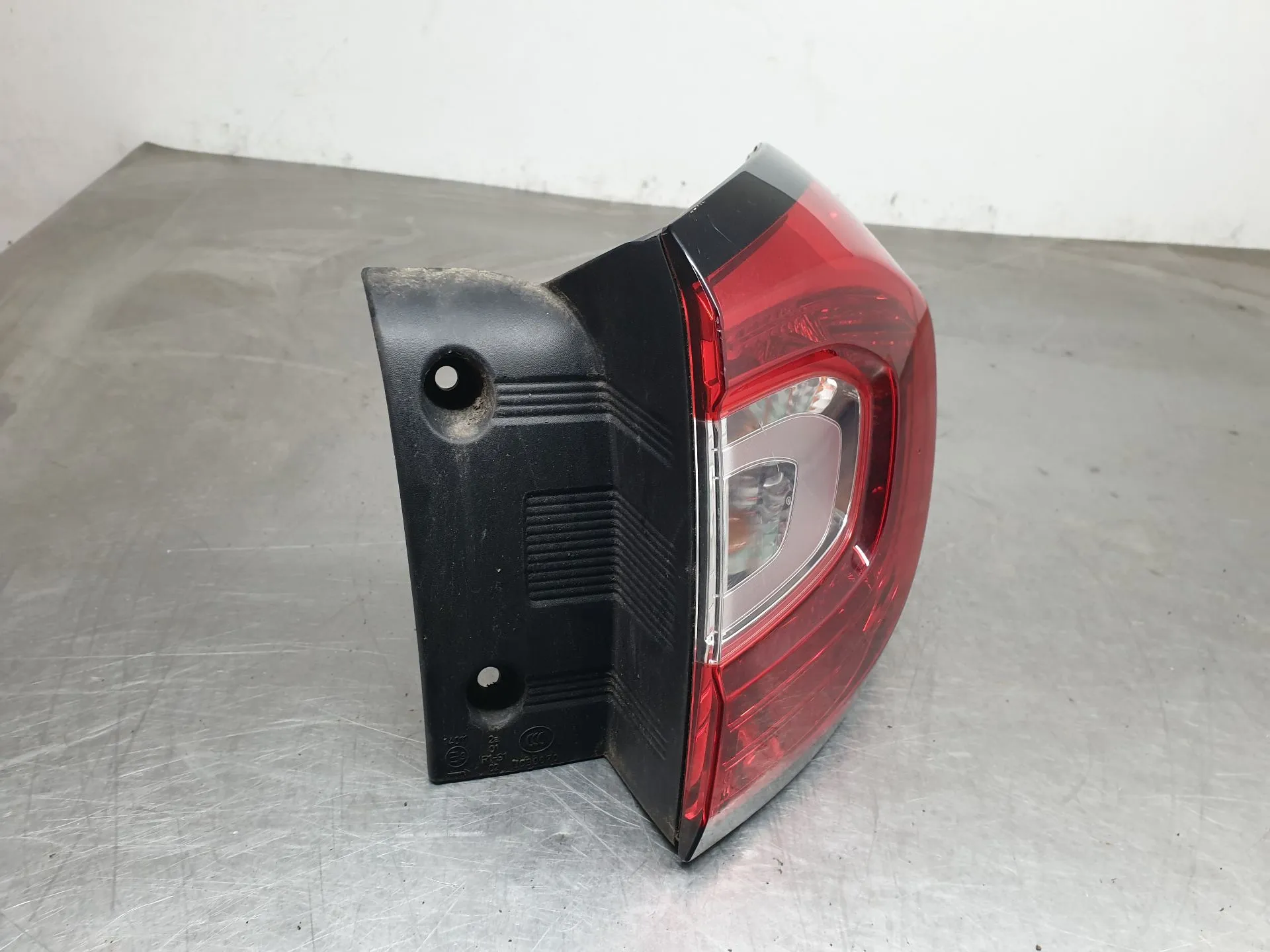 Right Tail light RENAULT Captur (J5_) Imagem-2