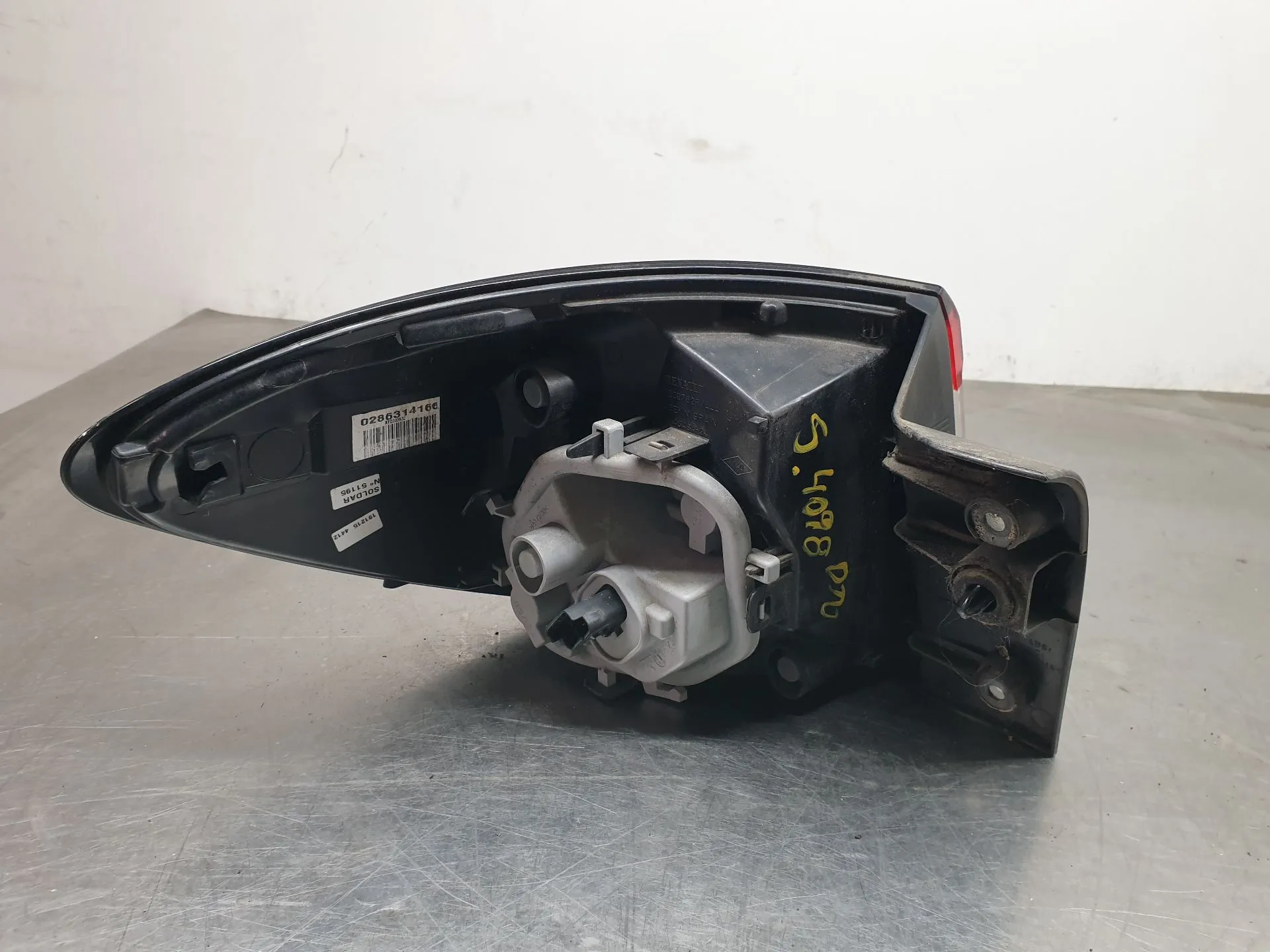 Right Tail light RENAULT Captur (J5_) Imagem-3