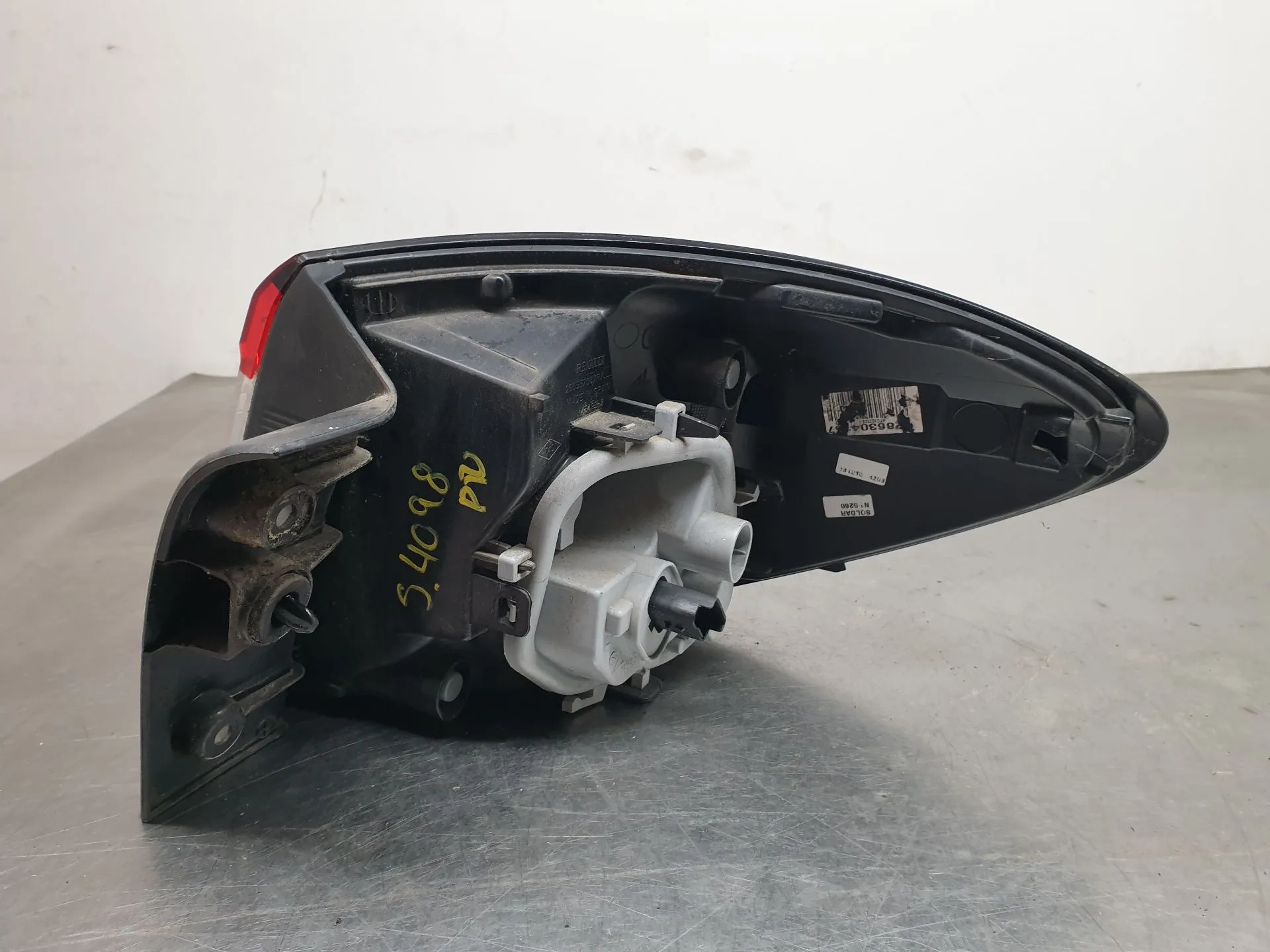 Left Tail light RENAULT Captur (J5_) Imagem-4