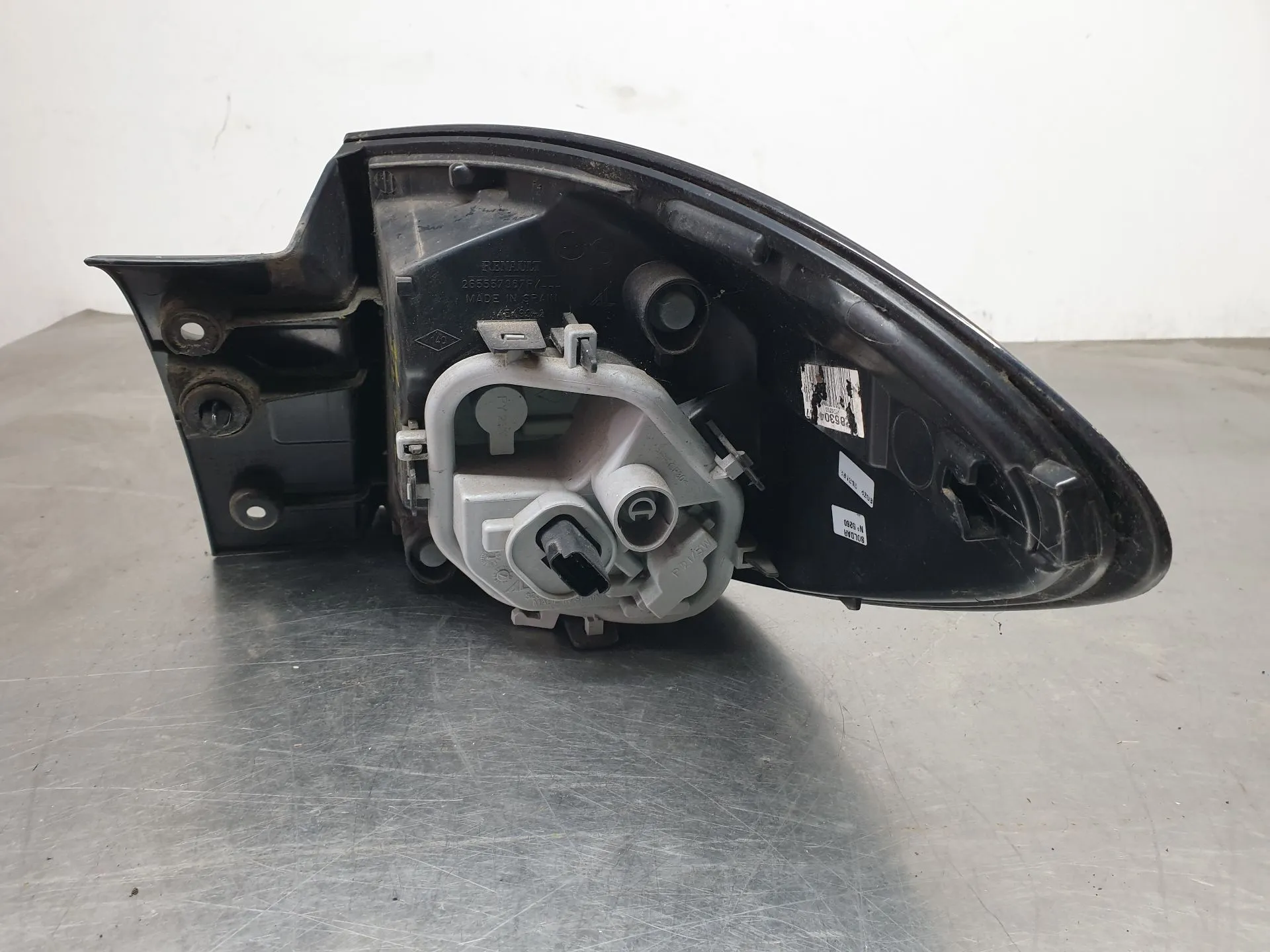 Left Tail light RENAULT Captur (J5_) Imagem-3