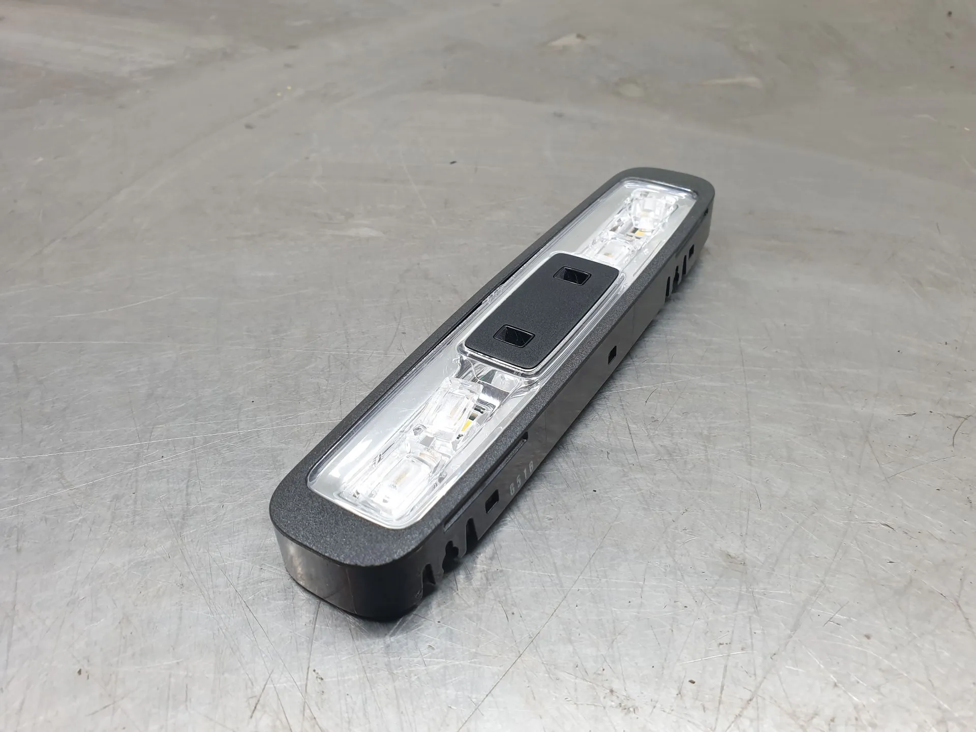 Luce interna MERCEDES-BENZ Classe C Coupé (C205) Imagem-1