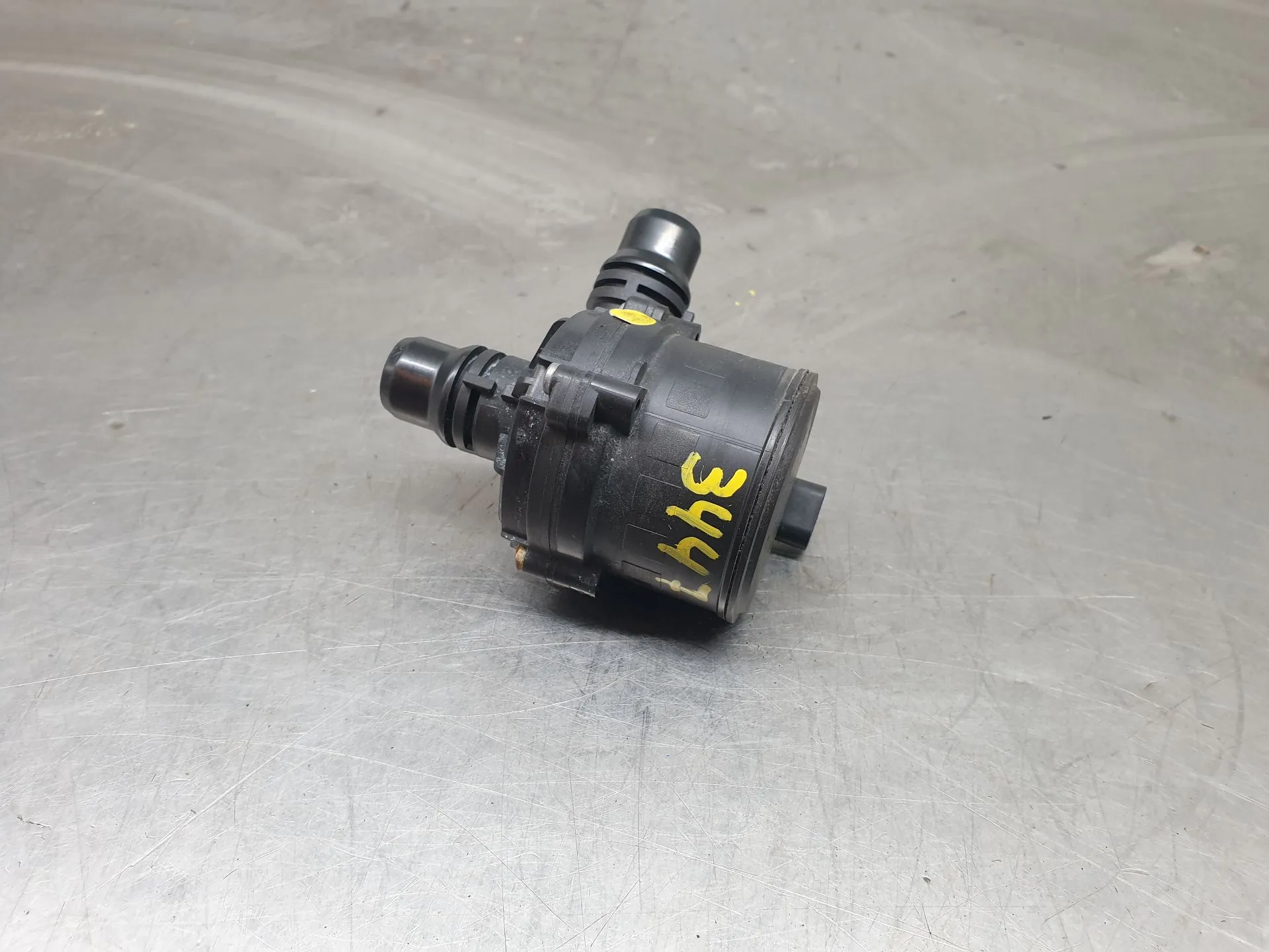 Pompe à eau PEUGEOT 3008 II (M_)