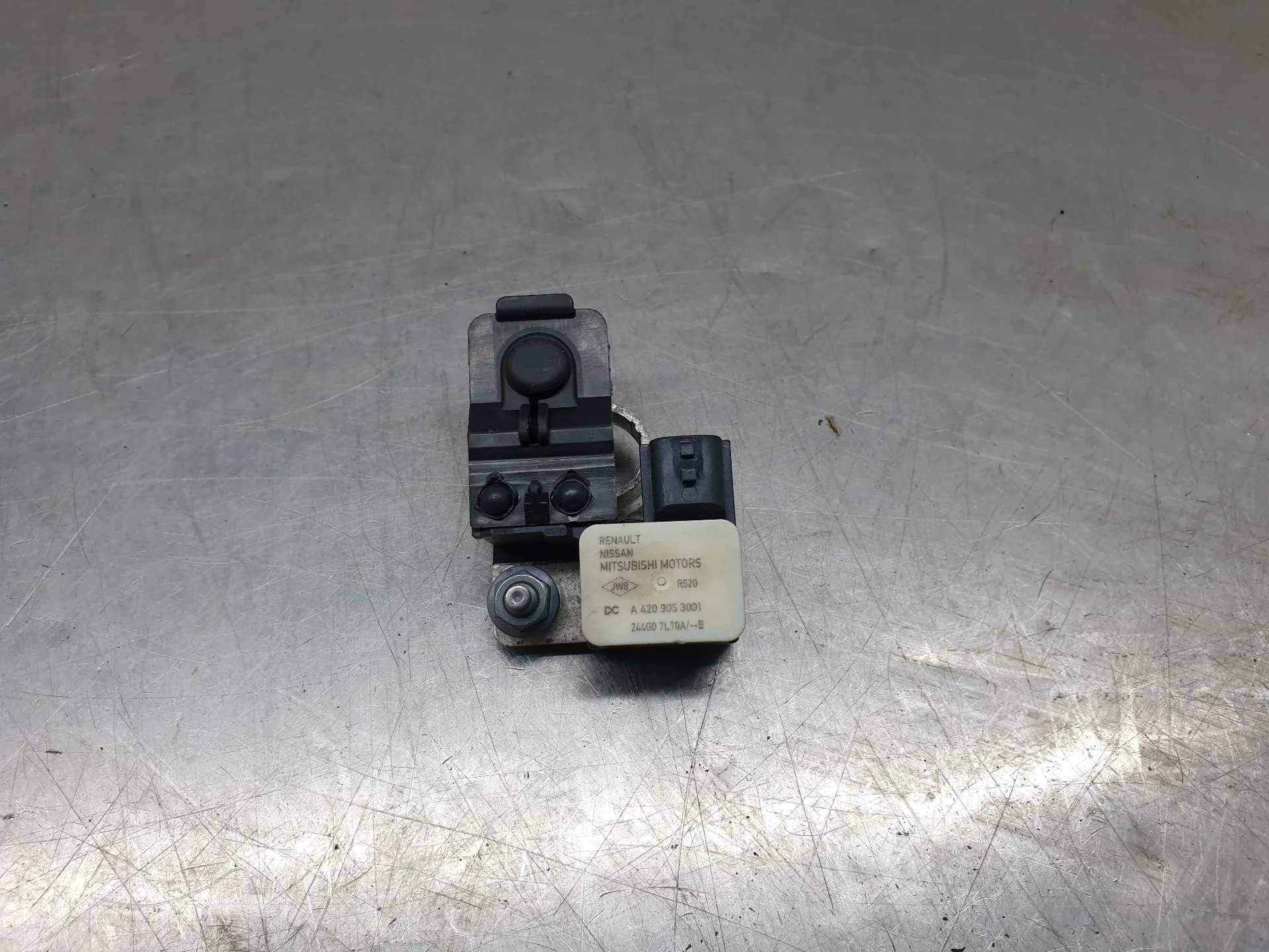 Terminal / cabo negativo da bateria DACIA Duster III (P1310)