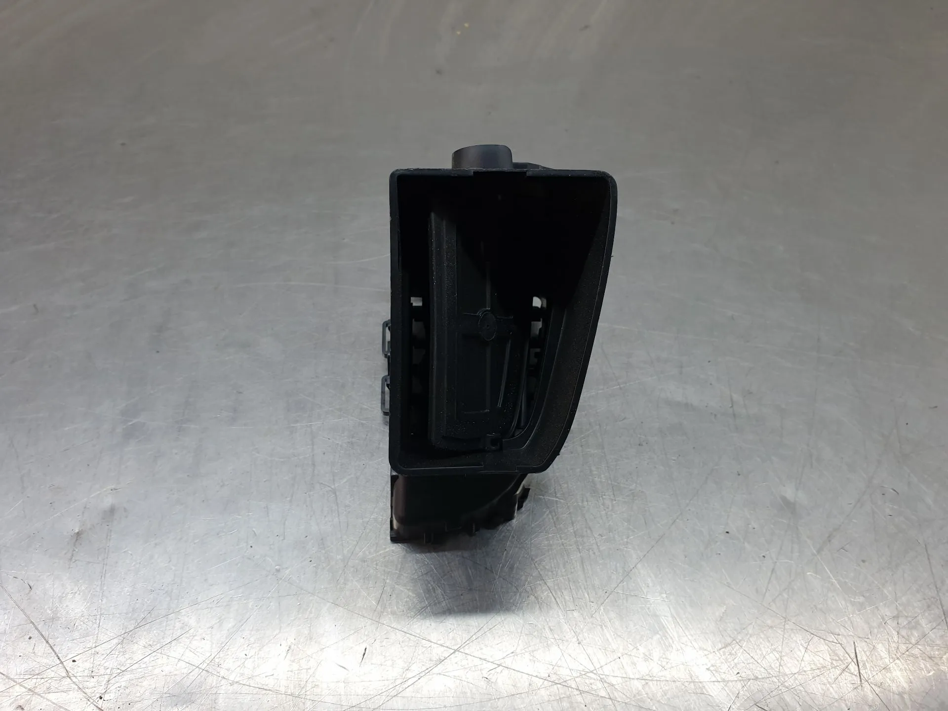 Heating flaps RENAULT Megane IV Grandtour (K9A/M_) Imagem-4