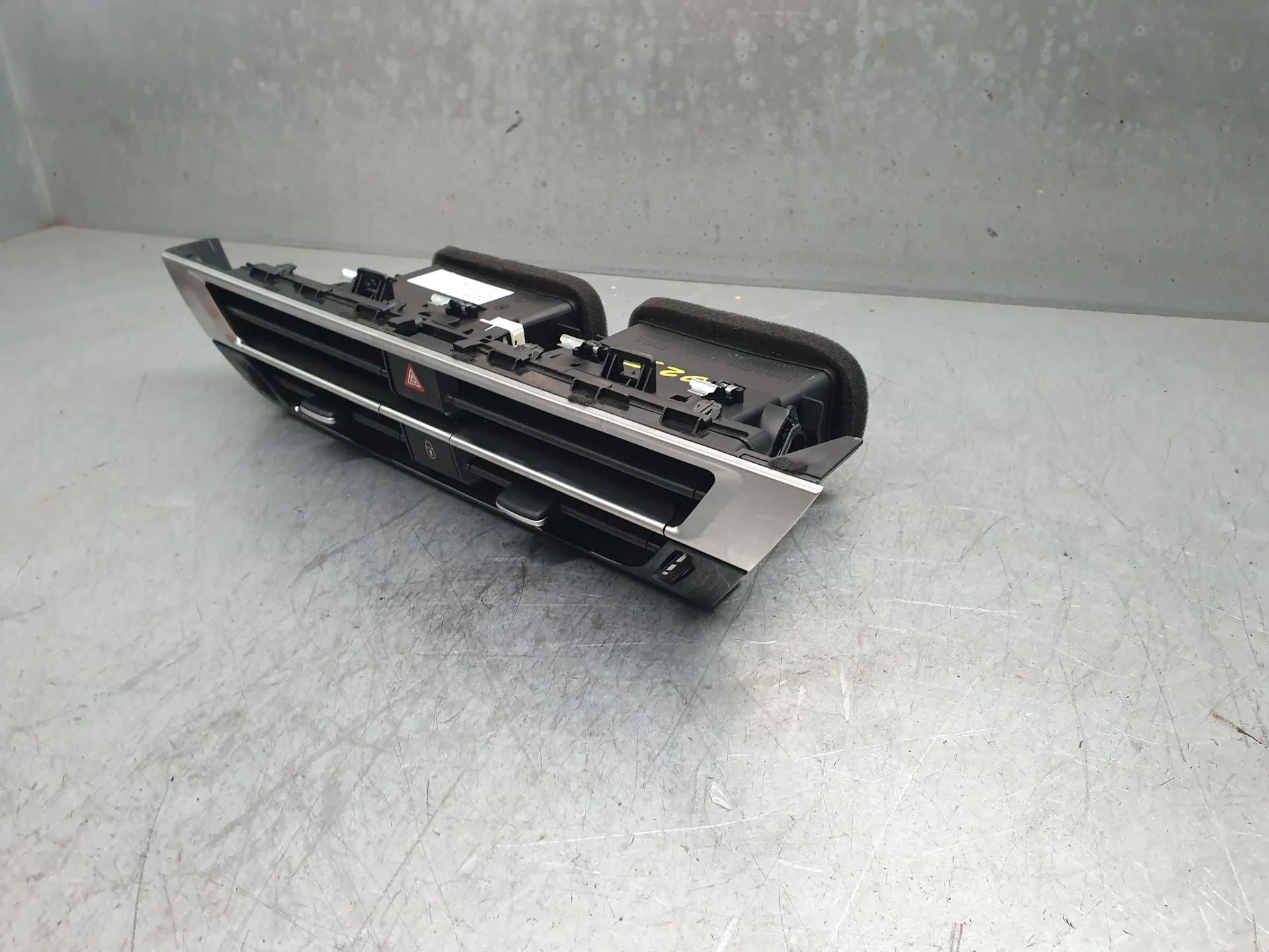 Heating flaps CITROËN C4 III Imagem-1