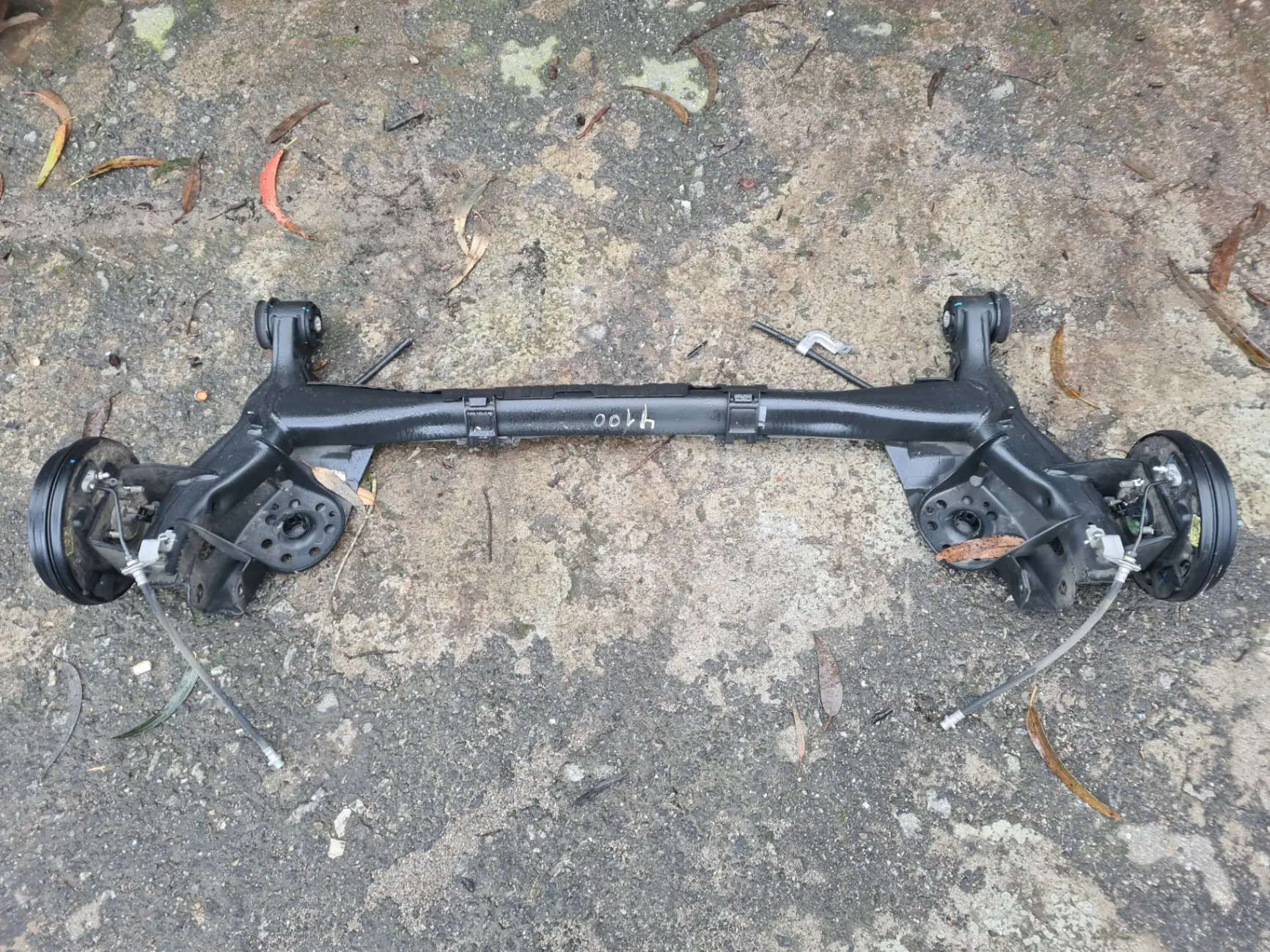 Essieu arrière à tambours HYUNDAI i20 (BC3, BI3)