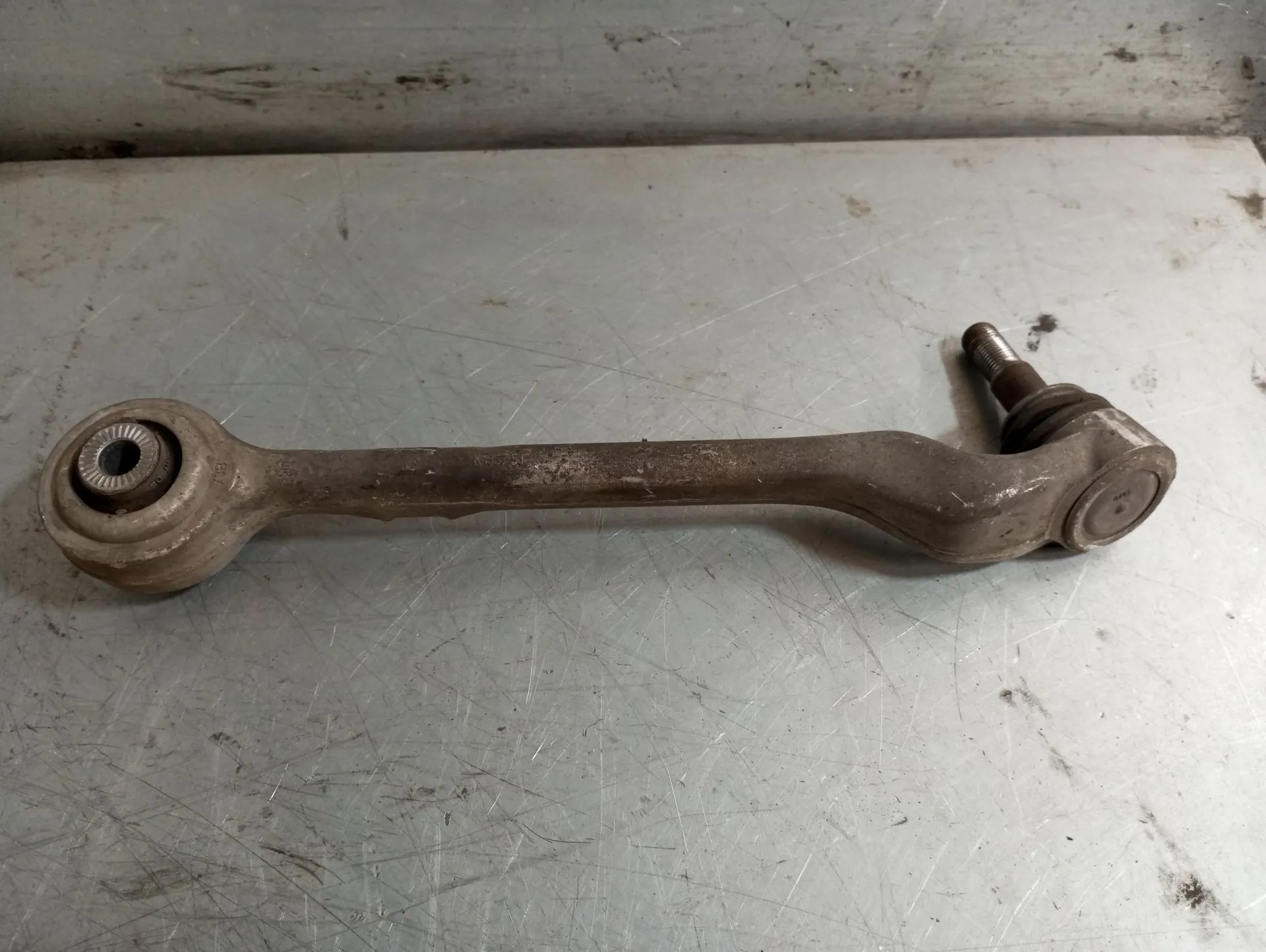 Left front suspension arm BMW 1 (F20) Imagem-1