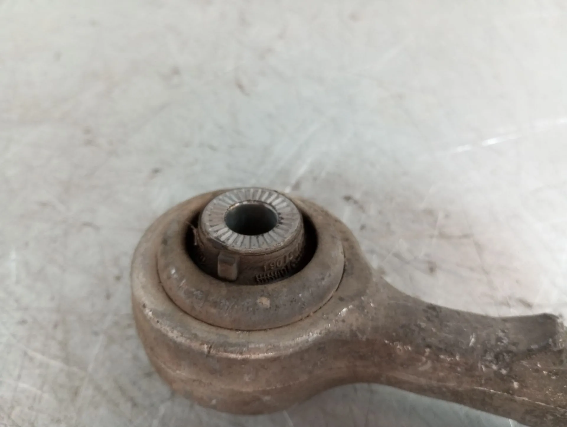 Left front suspension arm BMW 1 (F20) Imagem-3