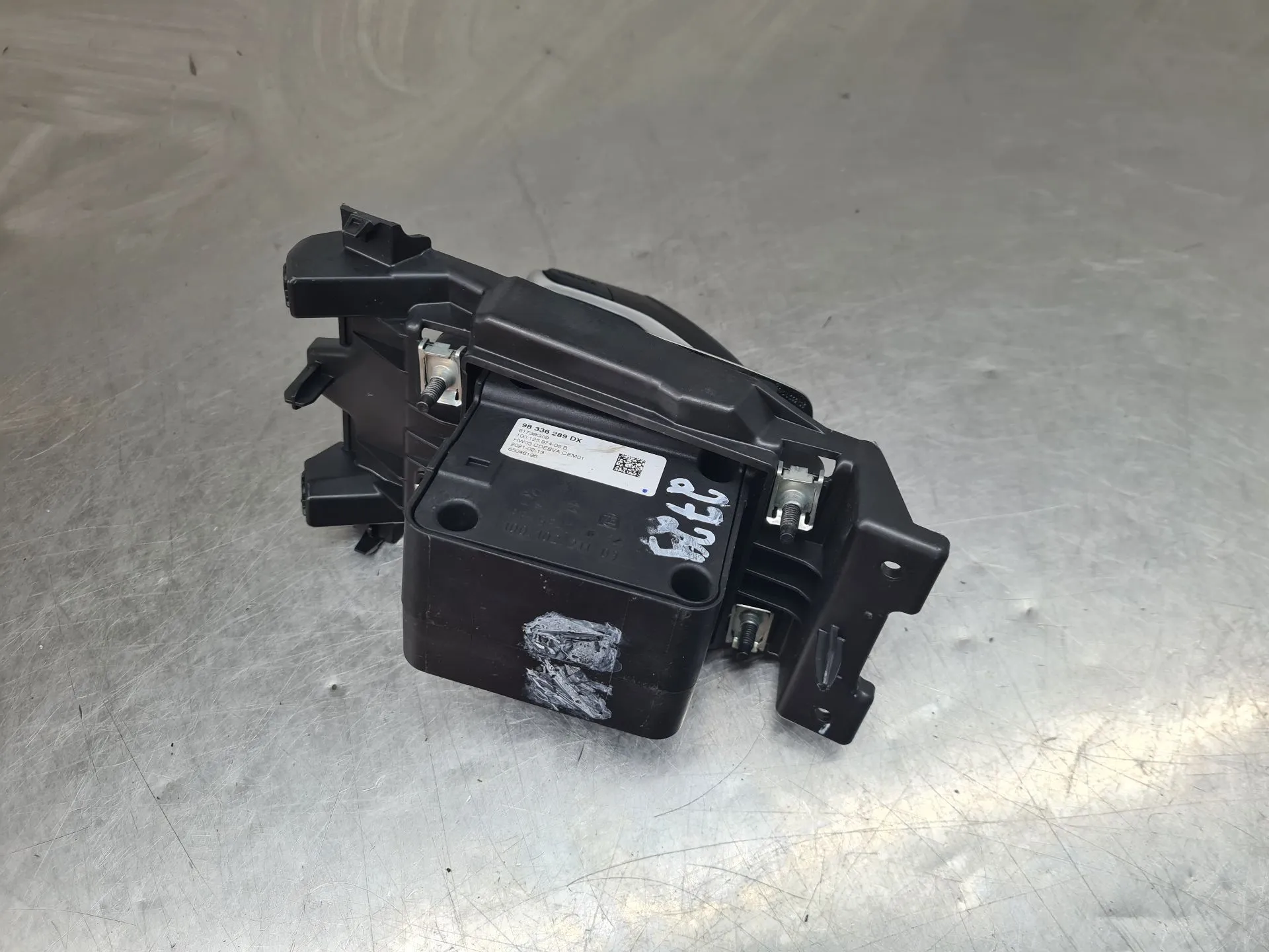 Sélecteur de vitesse PEUGEOT 208 II Imagem-4