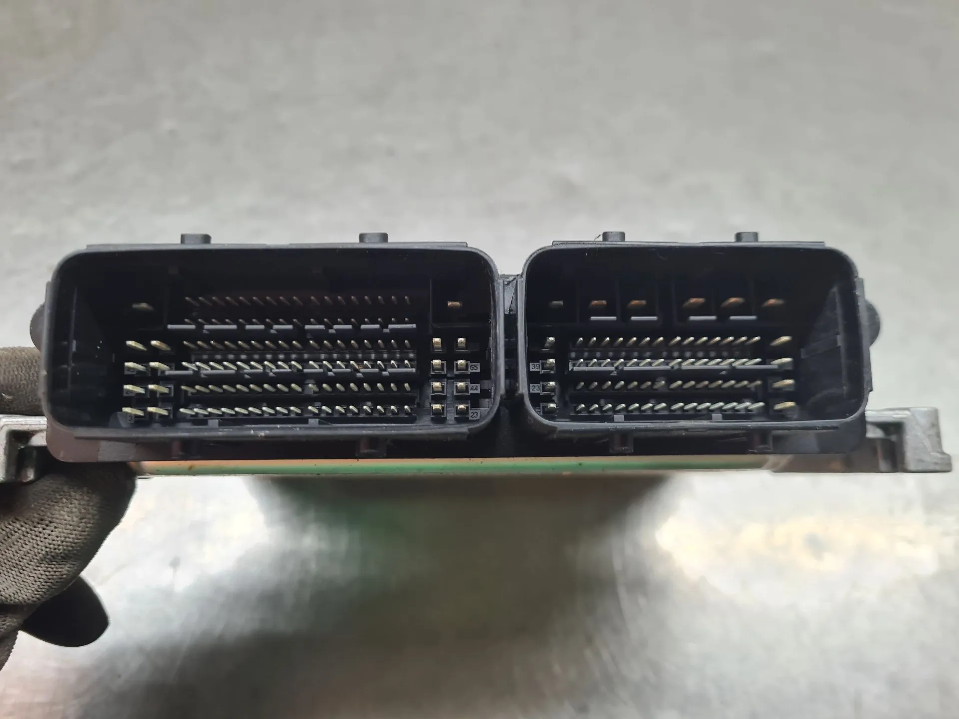 Centralina motor / ECU OPEL Corsa F Imagem-1