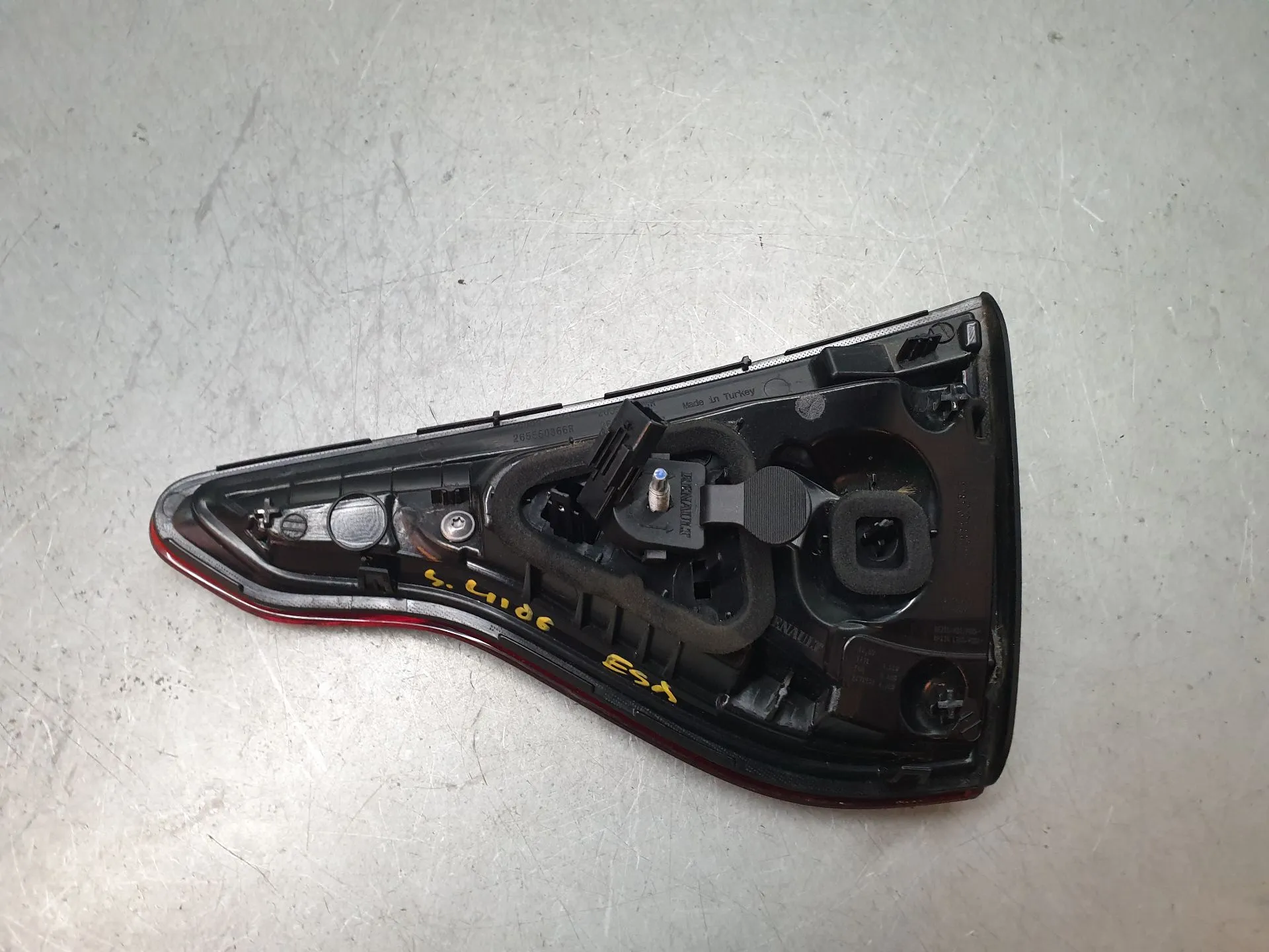 Feu de coffre Gauche RENAULT Clio V (BF_) Imagem-2