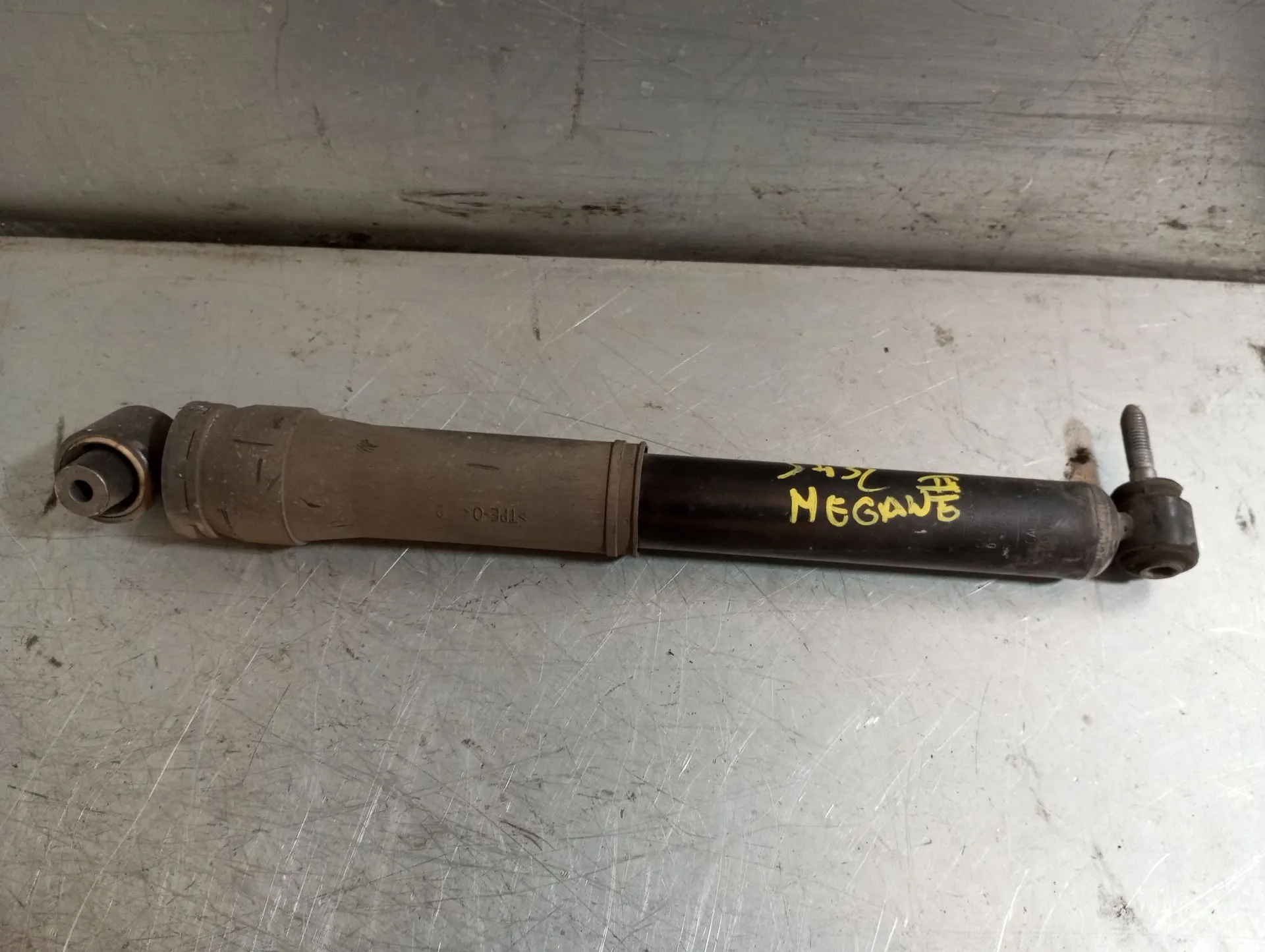 Amortiguador Trasero Izquierdo RENAULT Megane III Grandtour (KZ0/1)