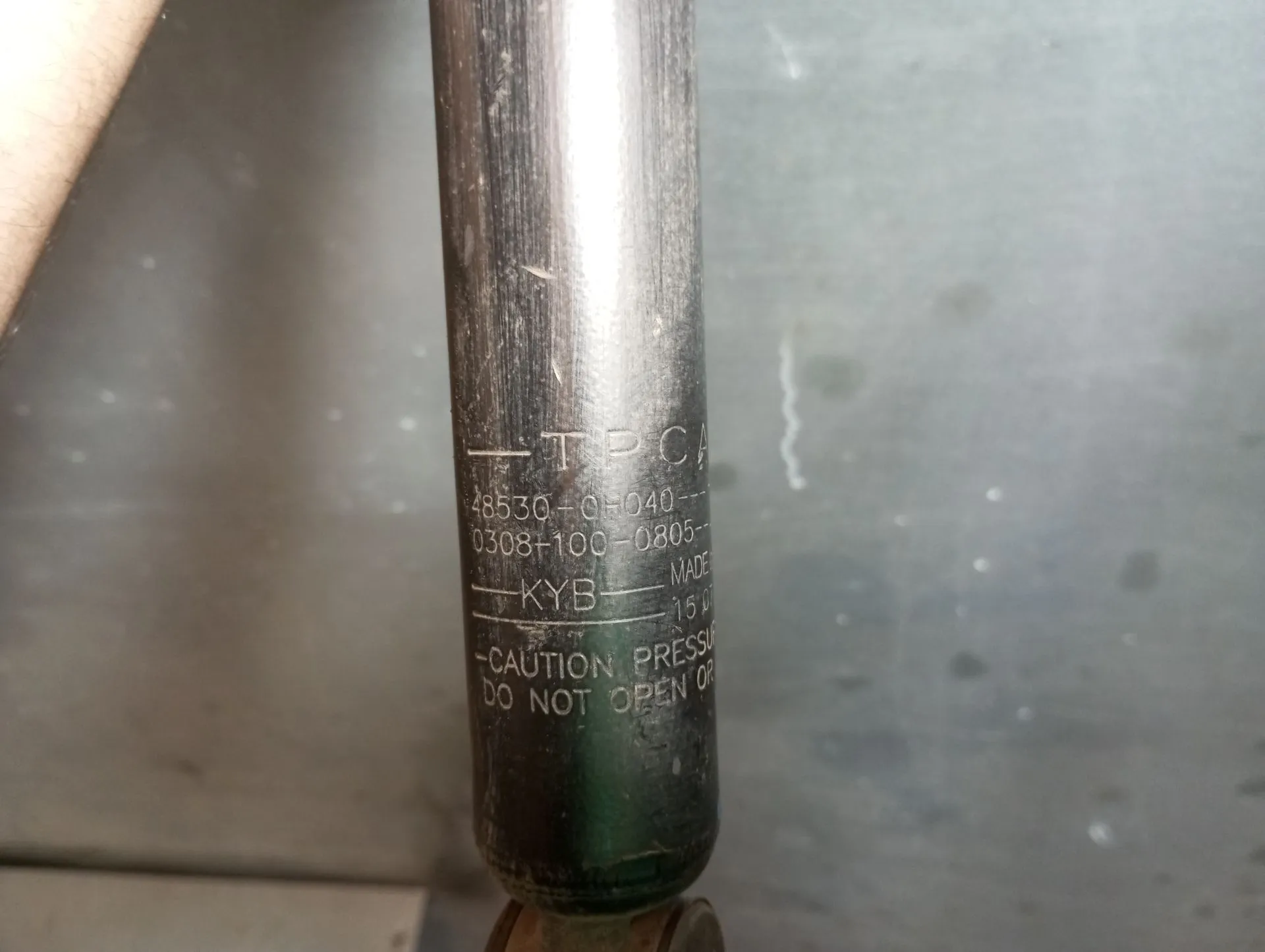 Ammortizzatore Posteriore Destro TOYOTA Aygo (_B4_) Imagem-2