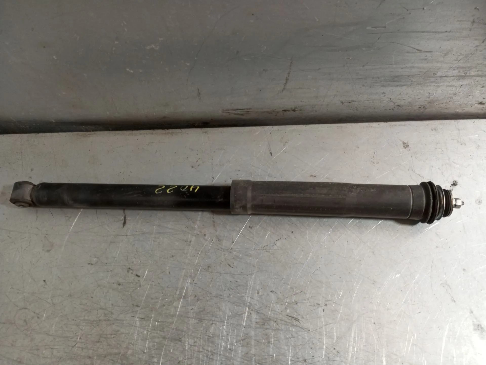 Ammortizzatore Posteriore Sinistro TOYOTA Aygo (_B4_)