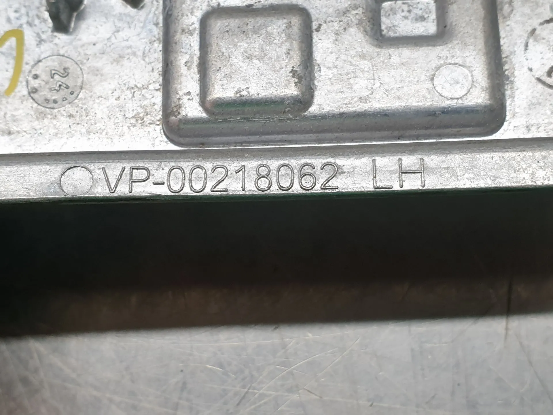 Xenon Ballast / Modulo LED DACIA Sandero III Imagem-4