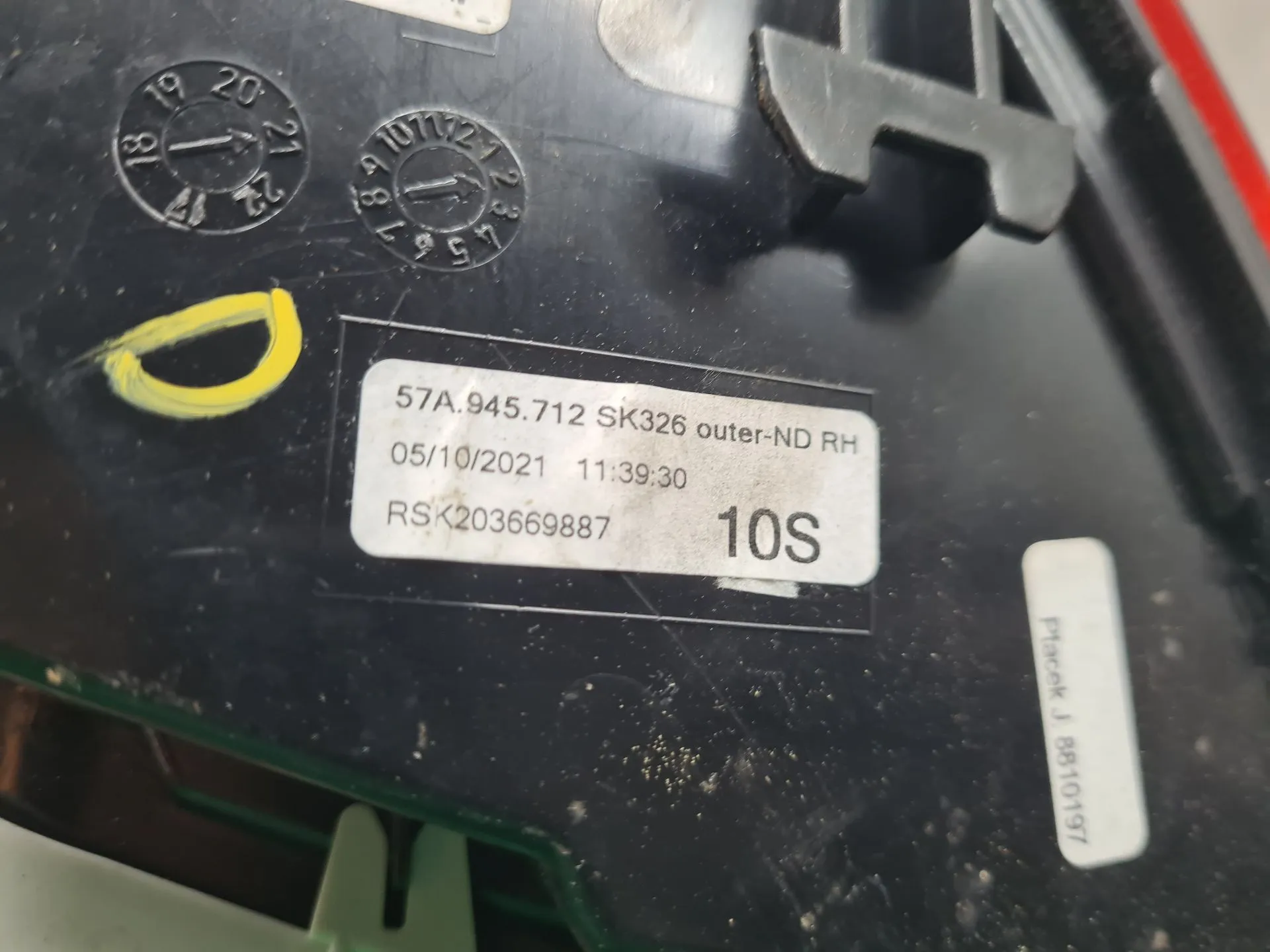 Feu arrière Droite SKODA Karoq (NU7) Imagem-4