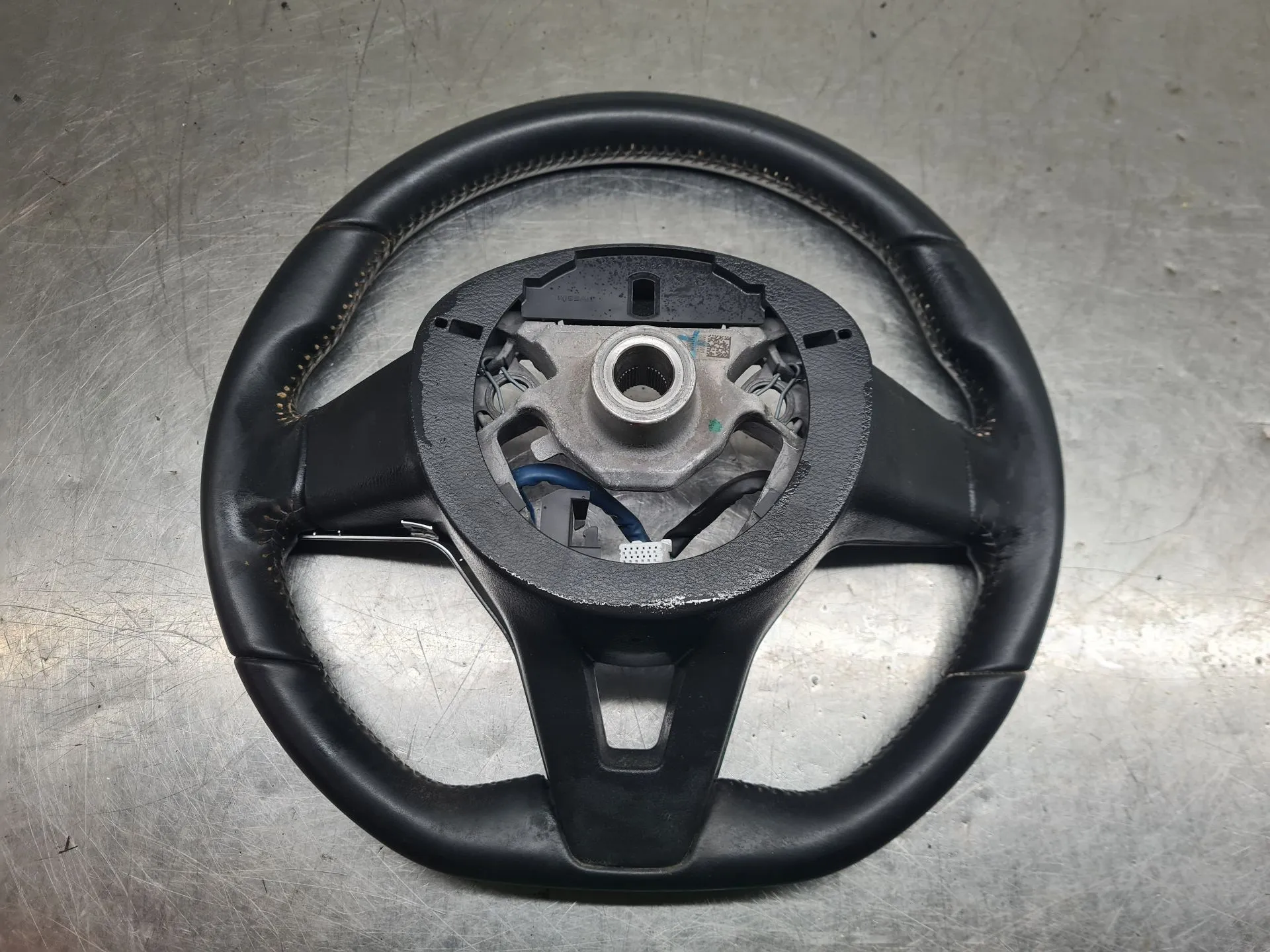 Volante NISSAN Qashqai II (J11) Imagem-5