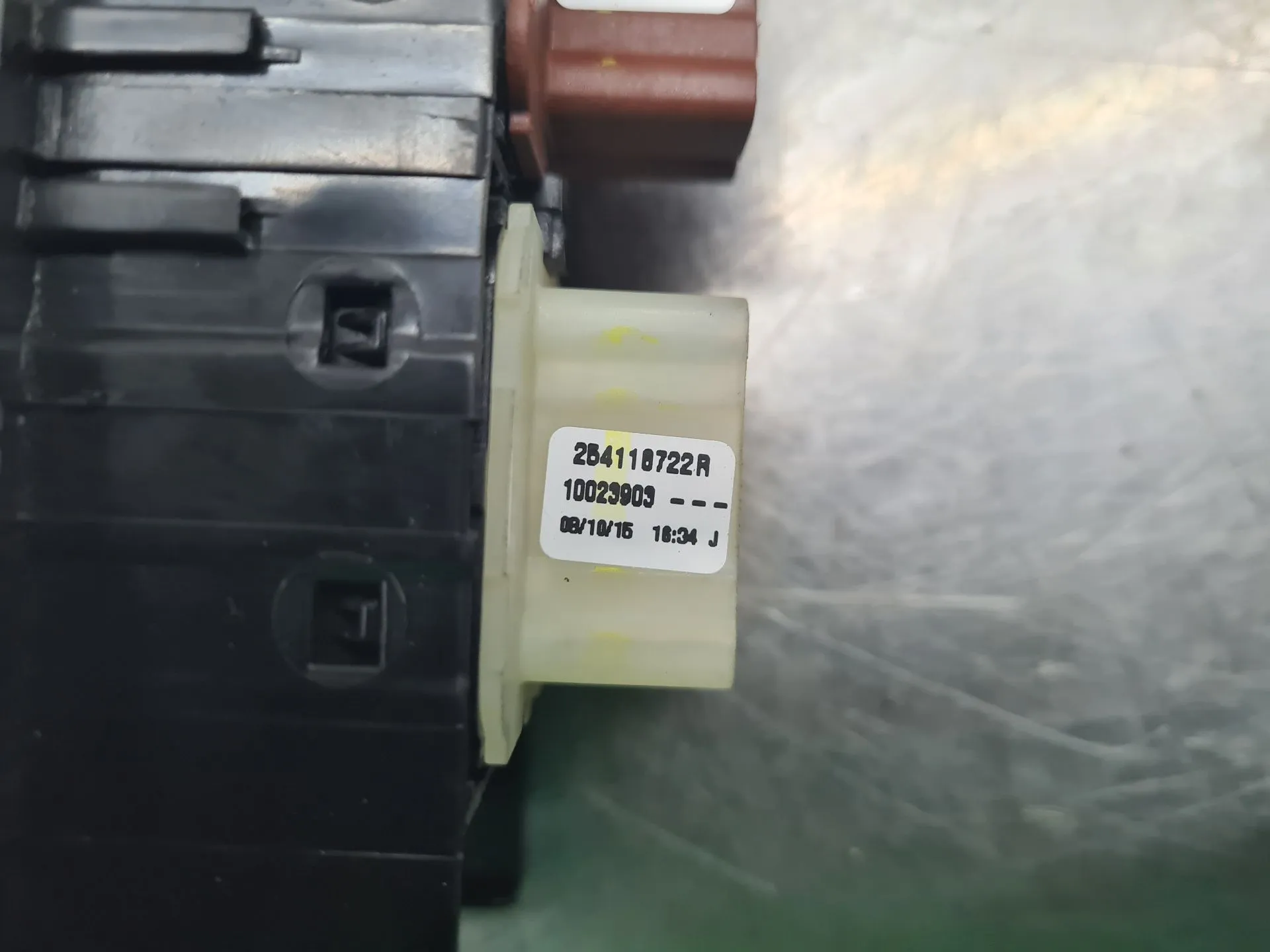 Comando / botão / interruptor vidros frente esquerdo RENAULT Captur (J5_) Imagem-2