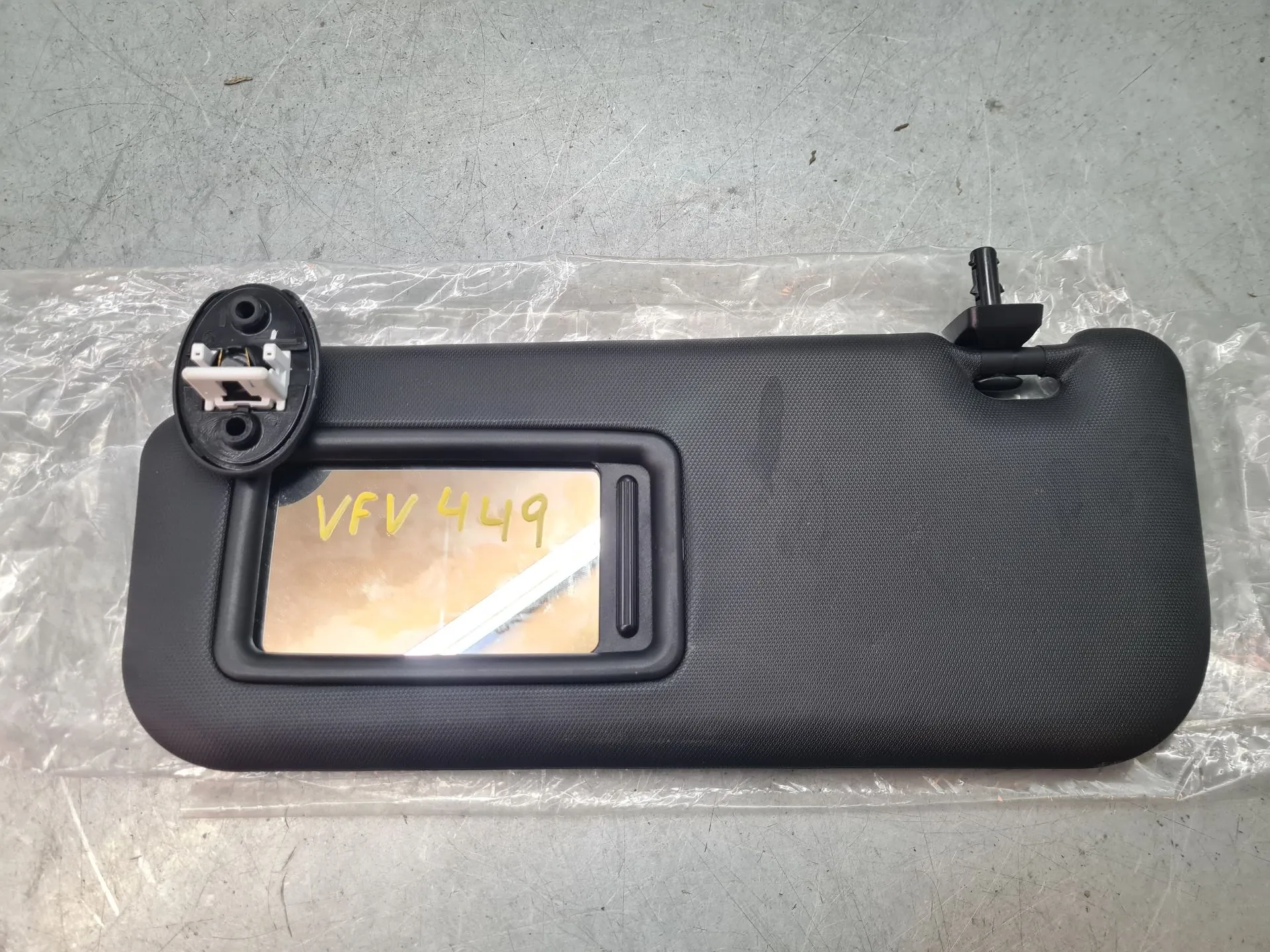 Pála de sol esquerda TOYOTA Corolla Touring Sports (_E21_)