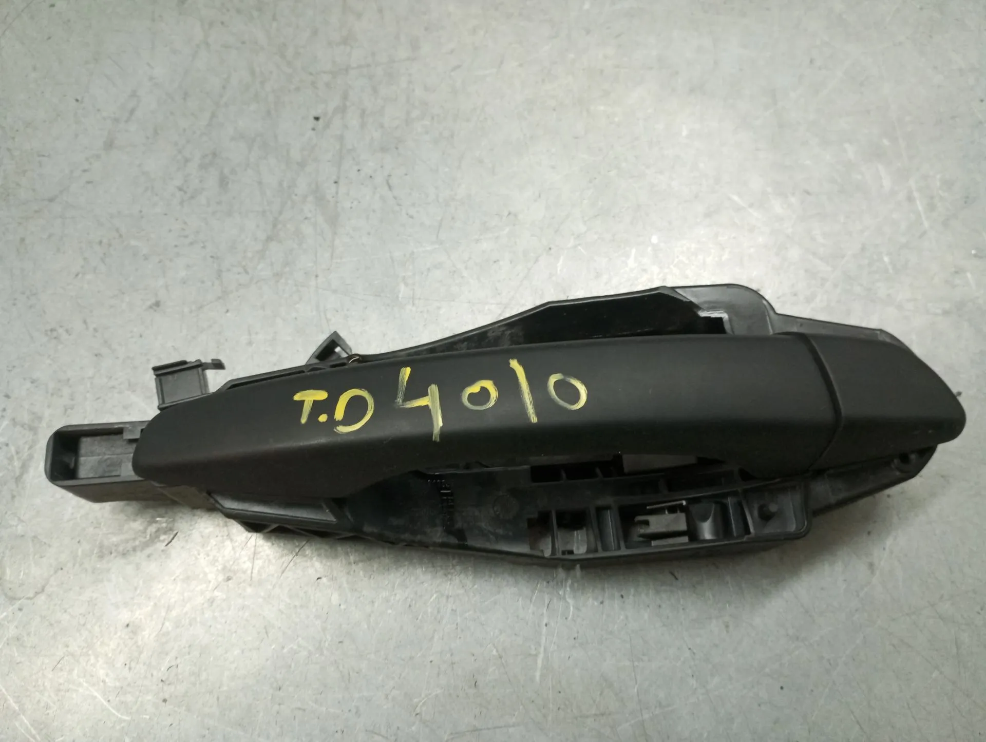 Poignée de porte arrière Droite PEUGEOT 208 II Imagem-1