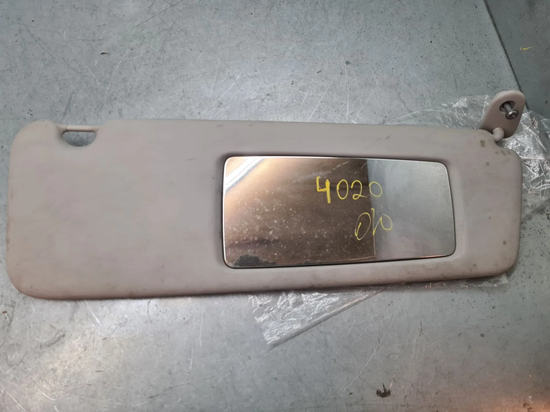 Right Sun Visor NISSAN NV300 Combi (X82)