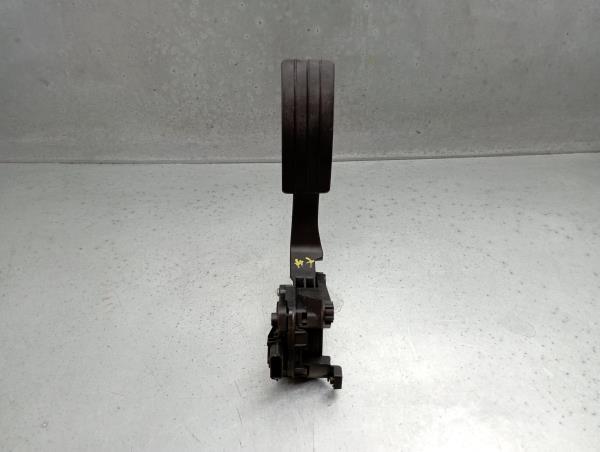 Accelerator Pedal RENAULT Clio IV (BH_)
