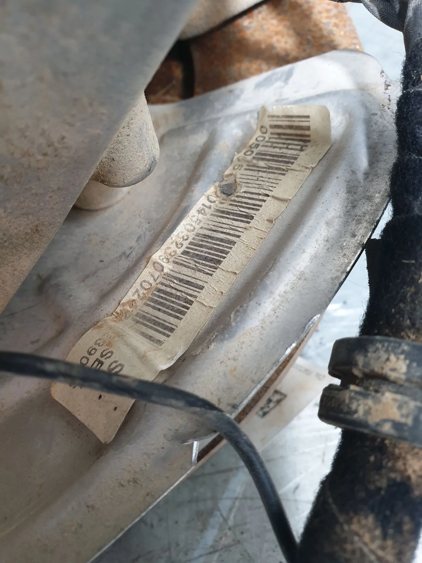 Fusello posteriore sinistro ALFA ROMEO Stelvio (949_) Imagem-4