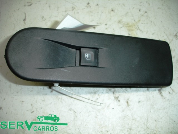 Mando / interruptor elevalunas delantero derecho RENAULT Clio IV (BH_)