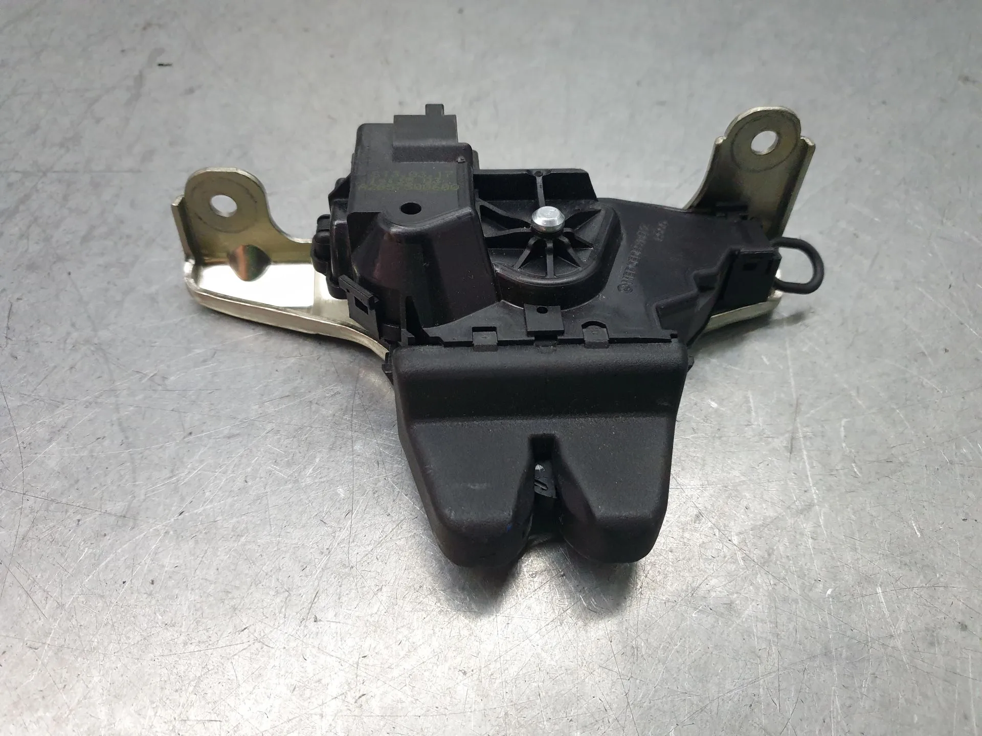 Serratura / chiusura baule MERCEDES-BENZ Classe C Coupé (C205) Imagem-3