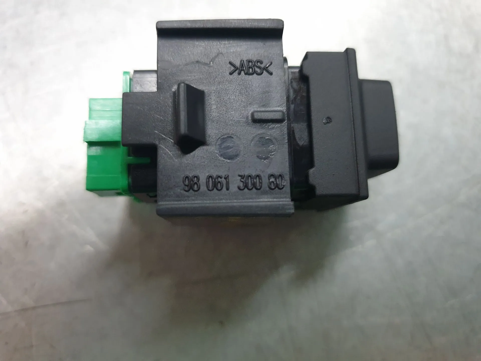 Comando / botão / interruptor multifunções PEUGEOT 508 SW II Imagem-5