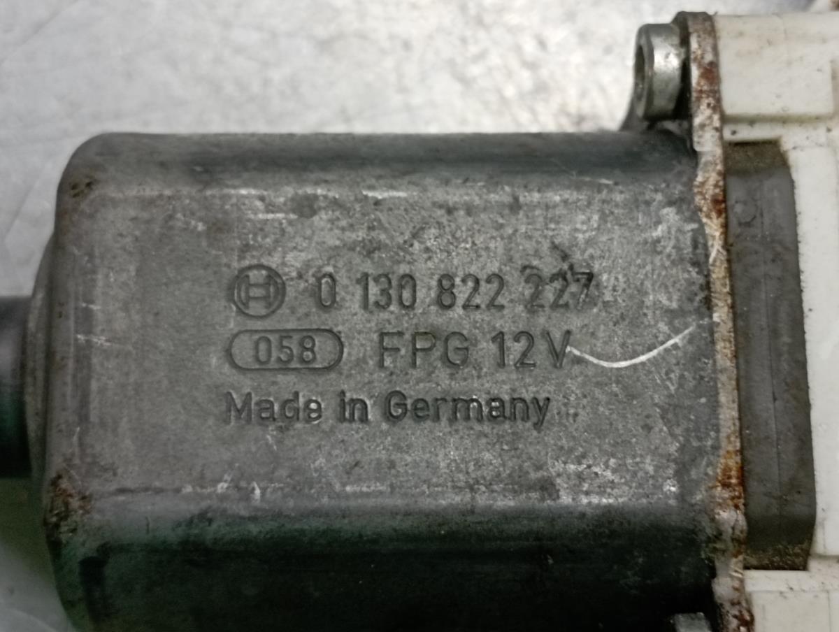 Elevador vidros frente direito BMW 1 (E87) Imagem-4