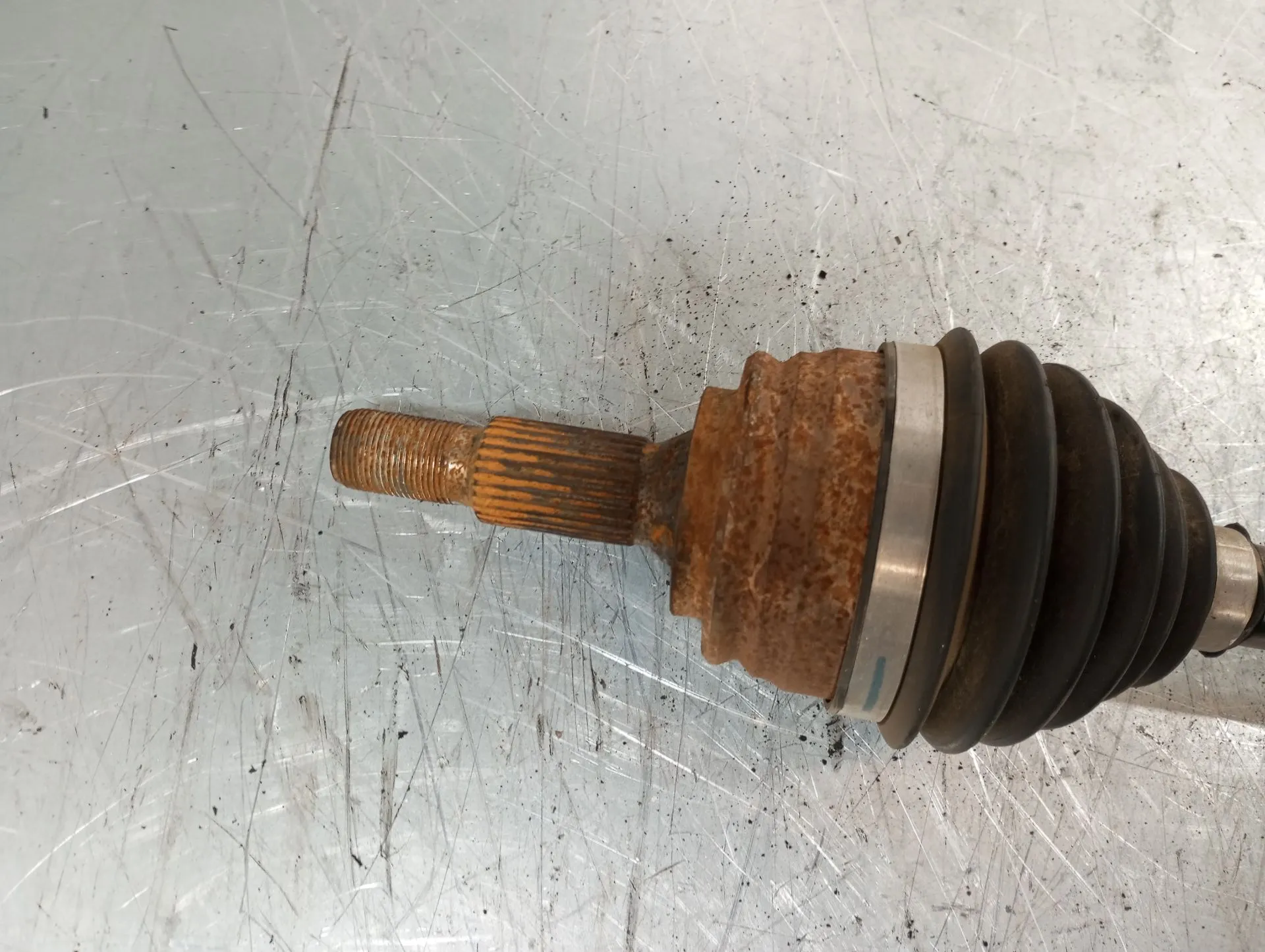 Left front driveshaft PEUGEOT 3008 II (M_) Imagem-1