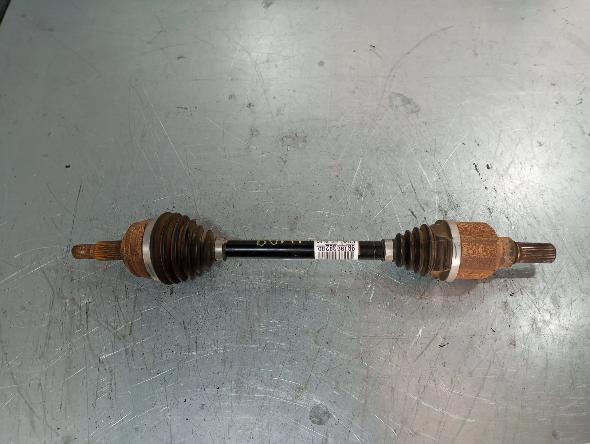 Left front driveshaft PEUGEOT 3008 II (M_)